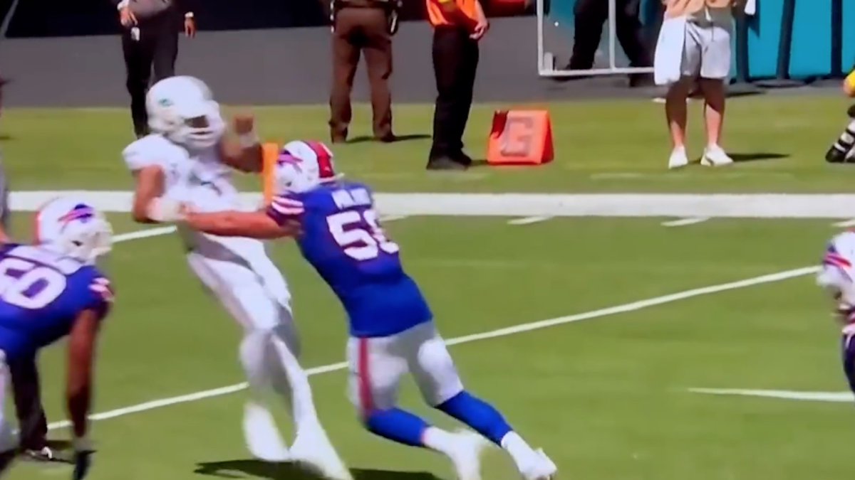 Josh Allen Rips Off Dolphins Helmet; QB Tua Tagovailoa Wobbles: Buffalo  Bills at Dolphins - WATCH - Sports Illustrated Buffalo Bills News, Analysis  and More