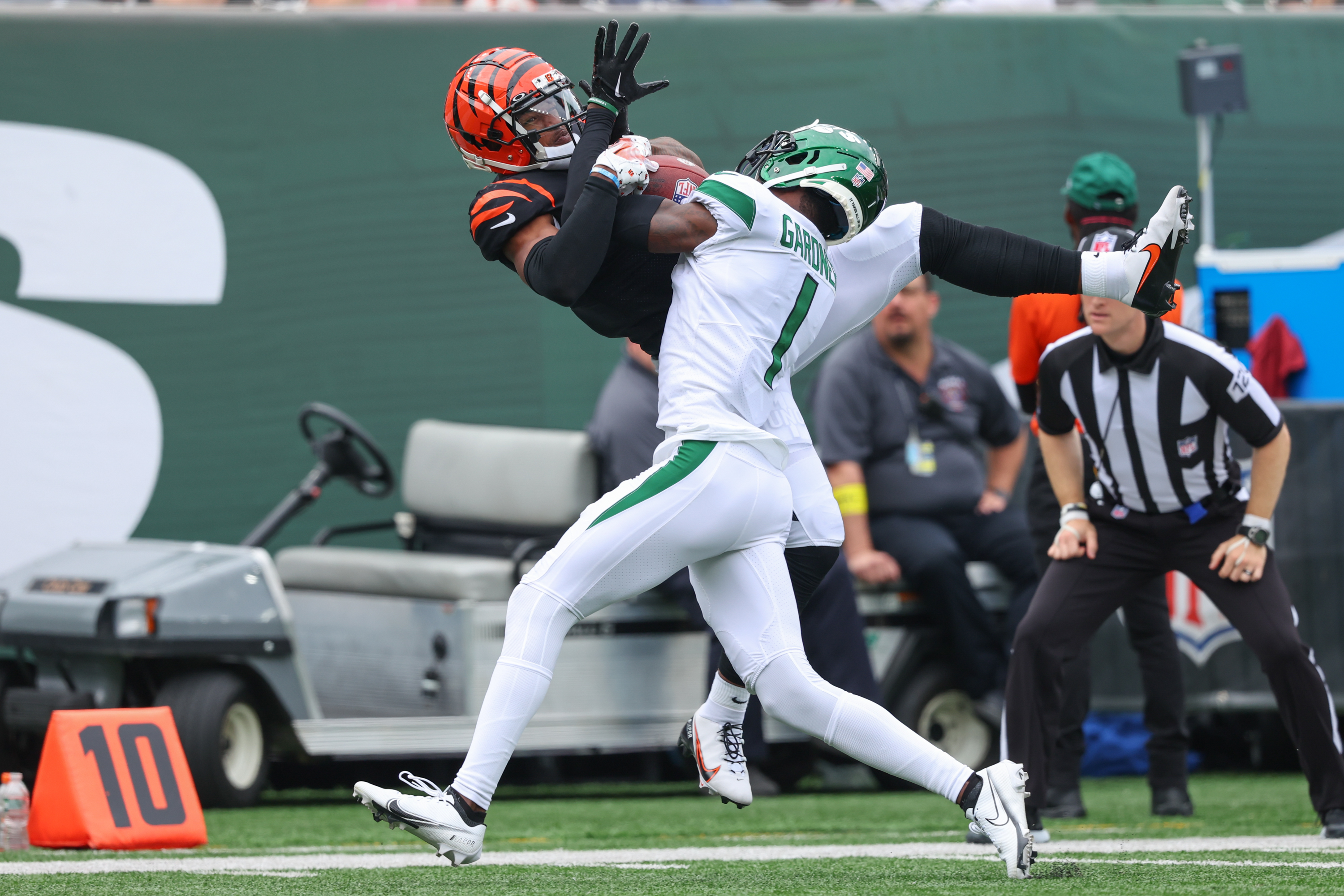 Jets CB Sauce Gardner Shows Well in Meeting with Bengals WR Ja'Marr Chase