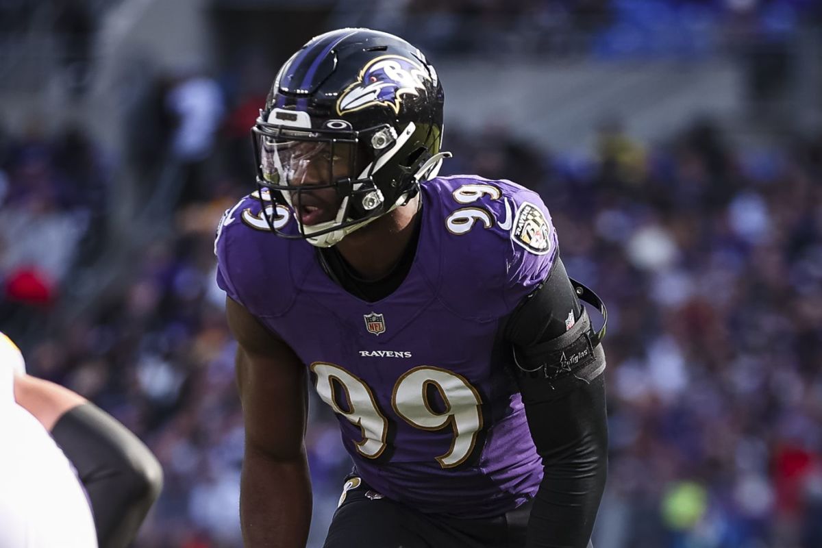 Odafe Oweh Getting Many Snaps Needs More Production For Ravens Sports Illustrated Baltimore