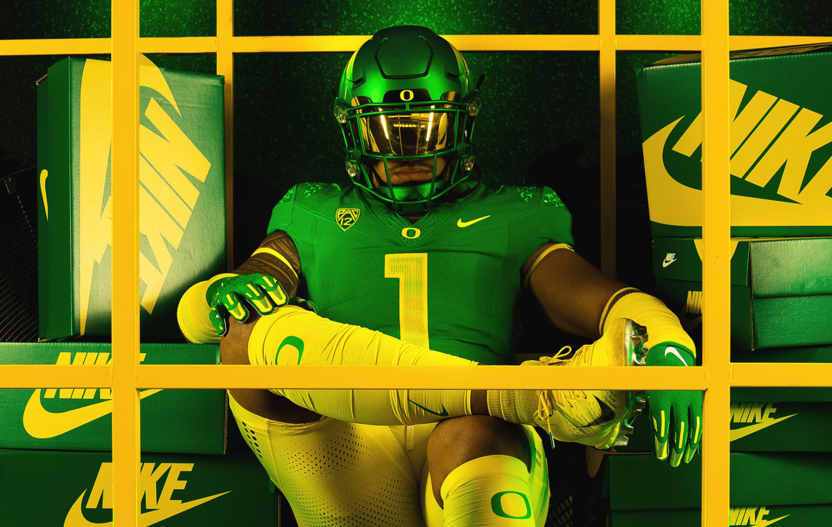 LOOK Oregon Releases Uniform Combination for Stanford BVM Sports
