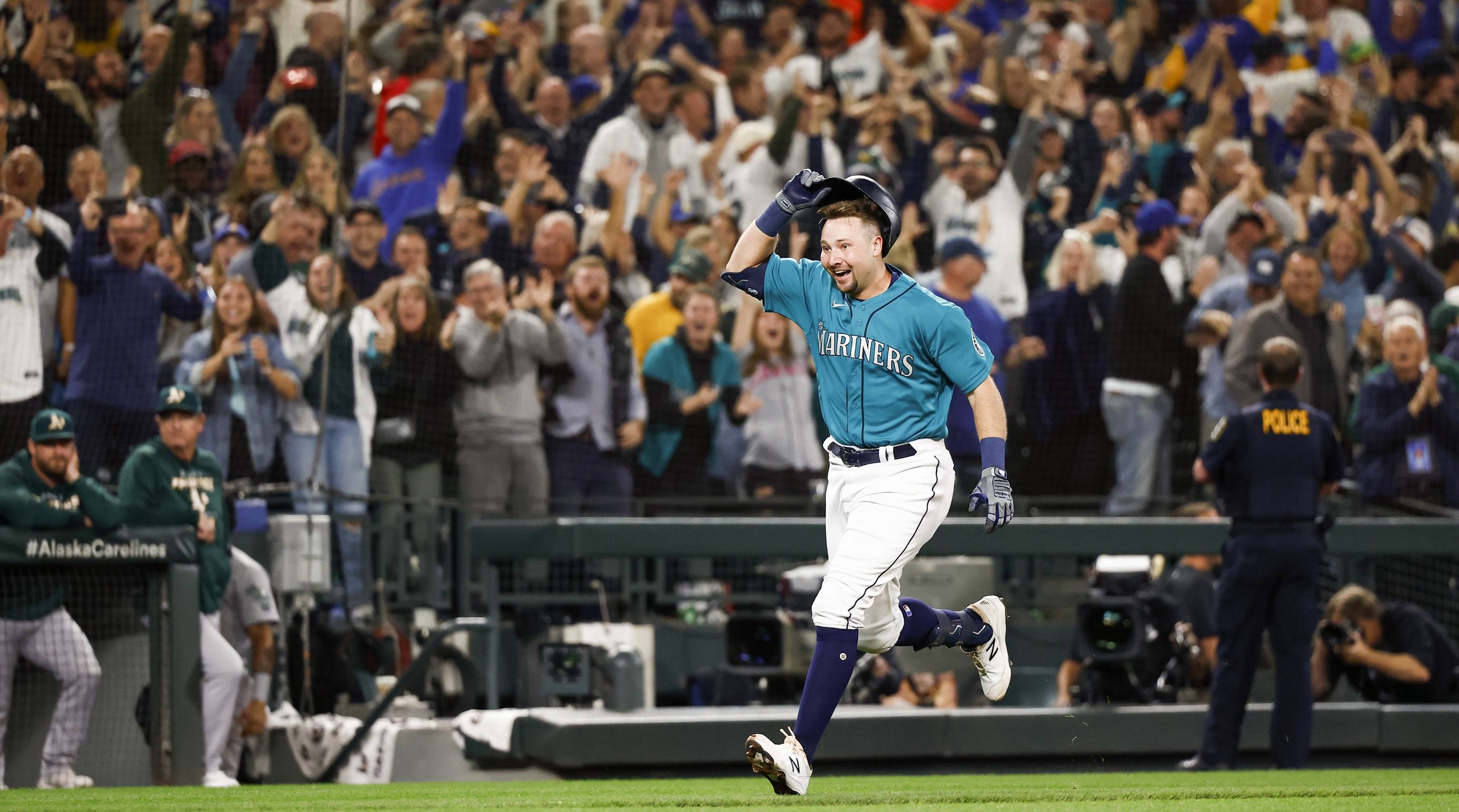 The Seattle Mariners Ended the Longest Playoff Drought in the Sport on a  Walk-Off Homer - Bleacher Nation