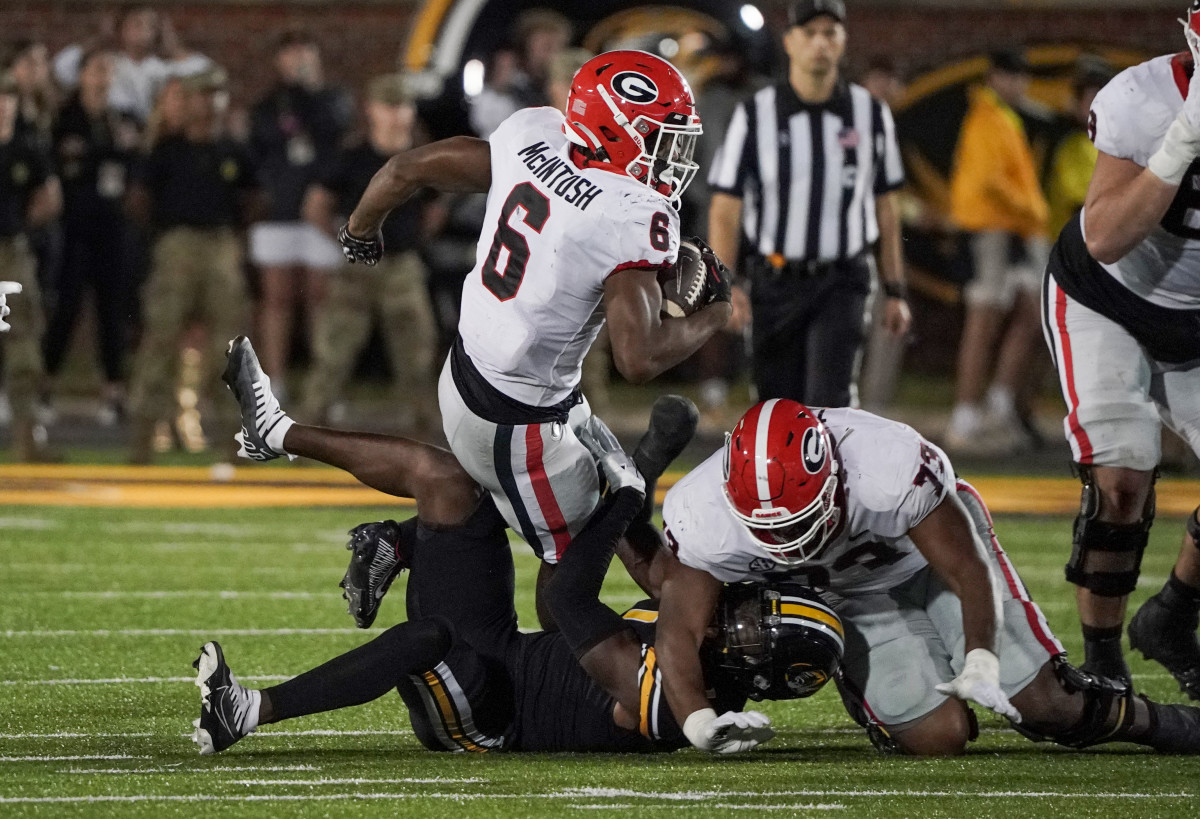 Georgia Football Falls In Latest AP Top 25 - Sports Illustrated Georgia ...