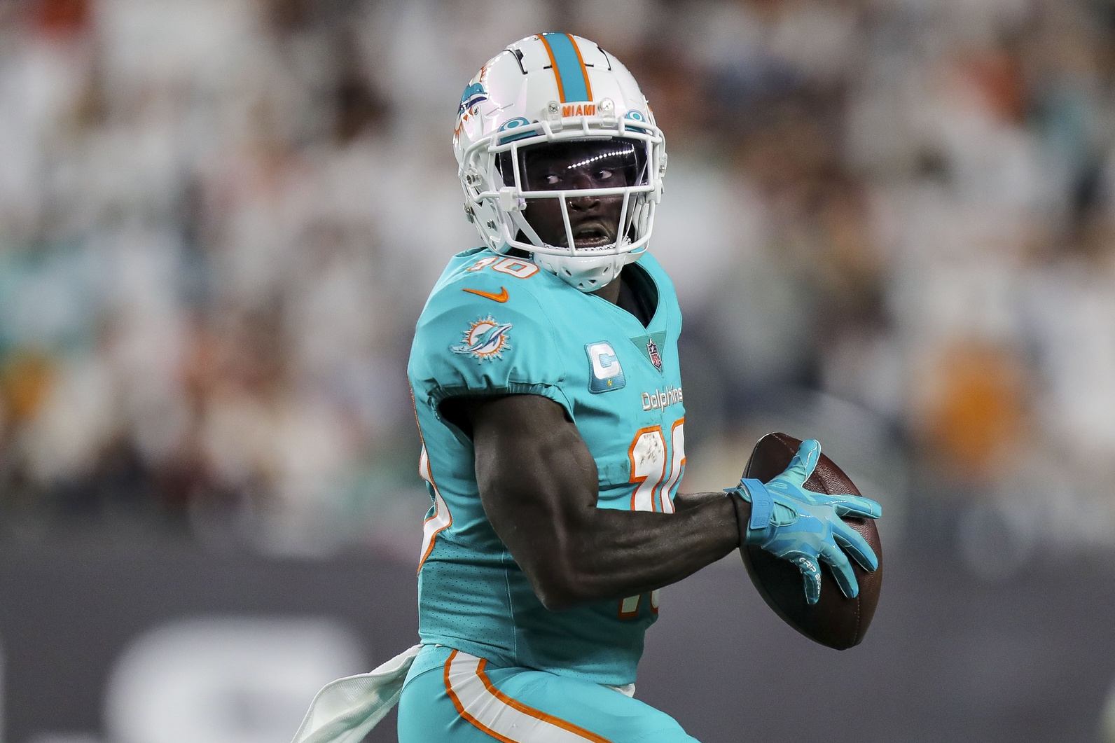 Tyreek Hill traded to Miami Dolphins in shocking blockbuster NFL deal 