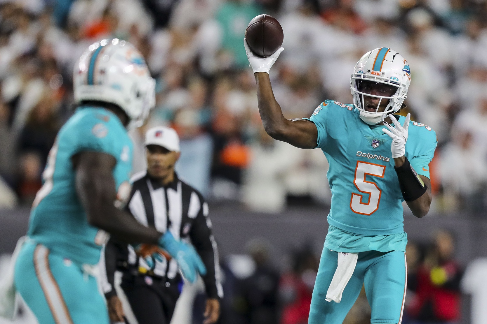 Miami Dolphins @ New York Jets: Zach Wilson to secure a second-straight  win? Teddy Bridgewater to step up in Tua Tagovailoa absence?, NFL News