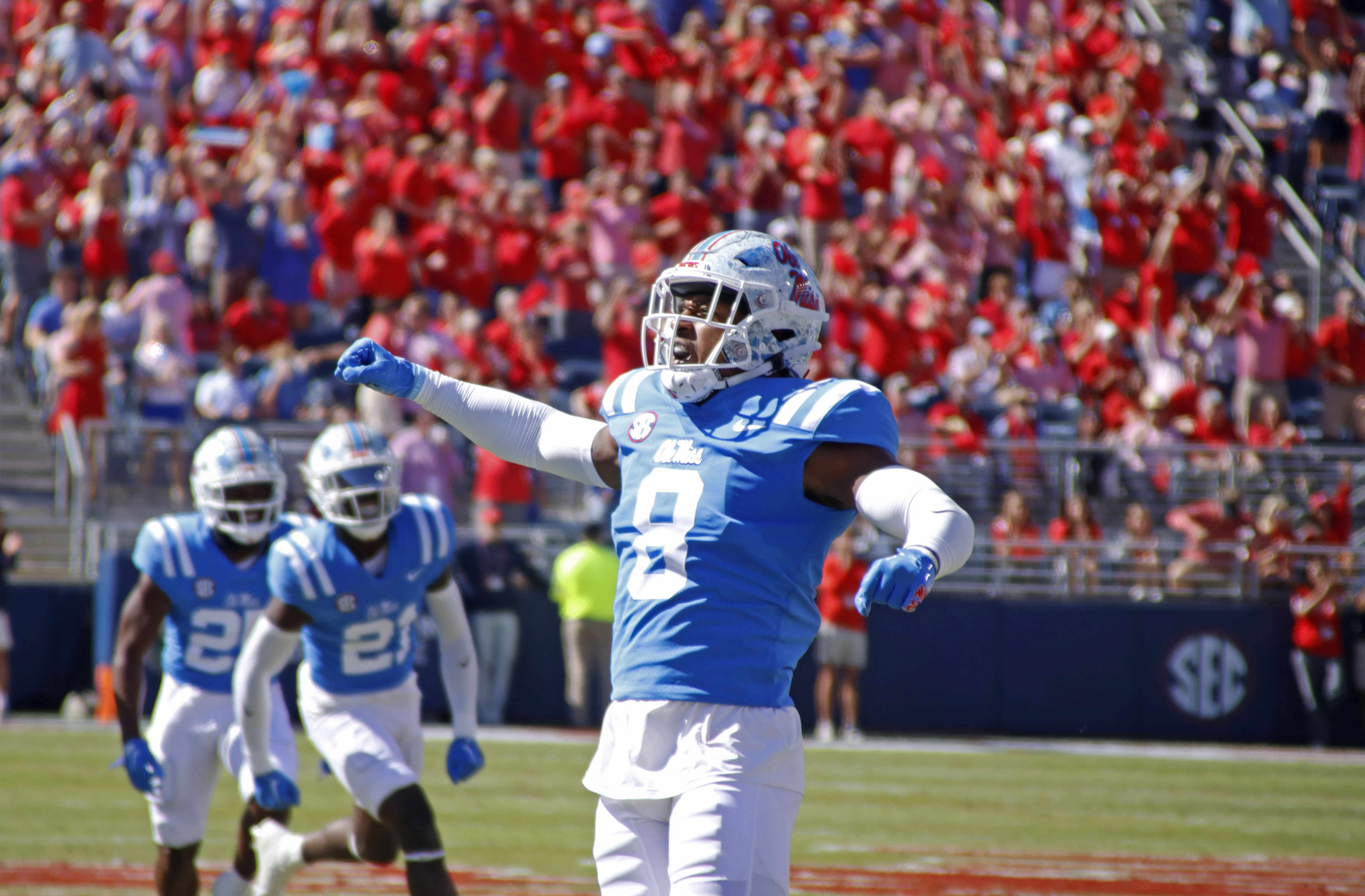 Ole Miss Linebacker Troy Brown Discusses Preparing For Fast-Paced Red ...