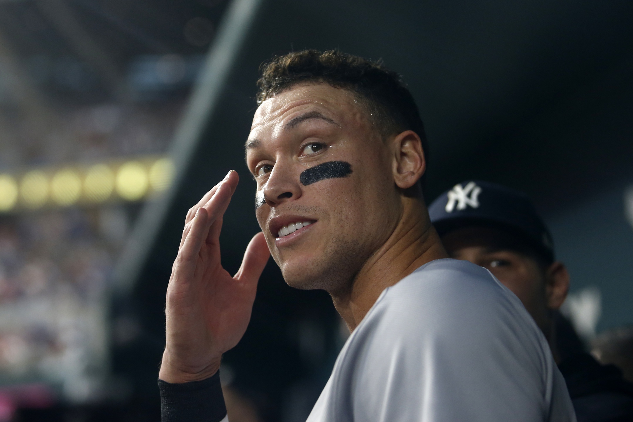 Aaron Judge: Fan risks it all by jumping for historic 62nd HR