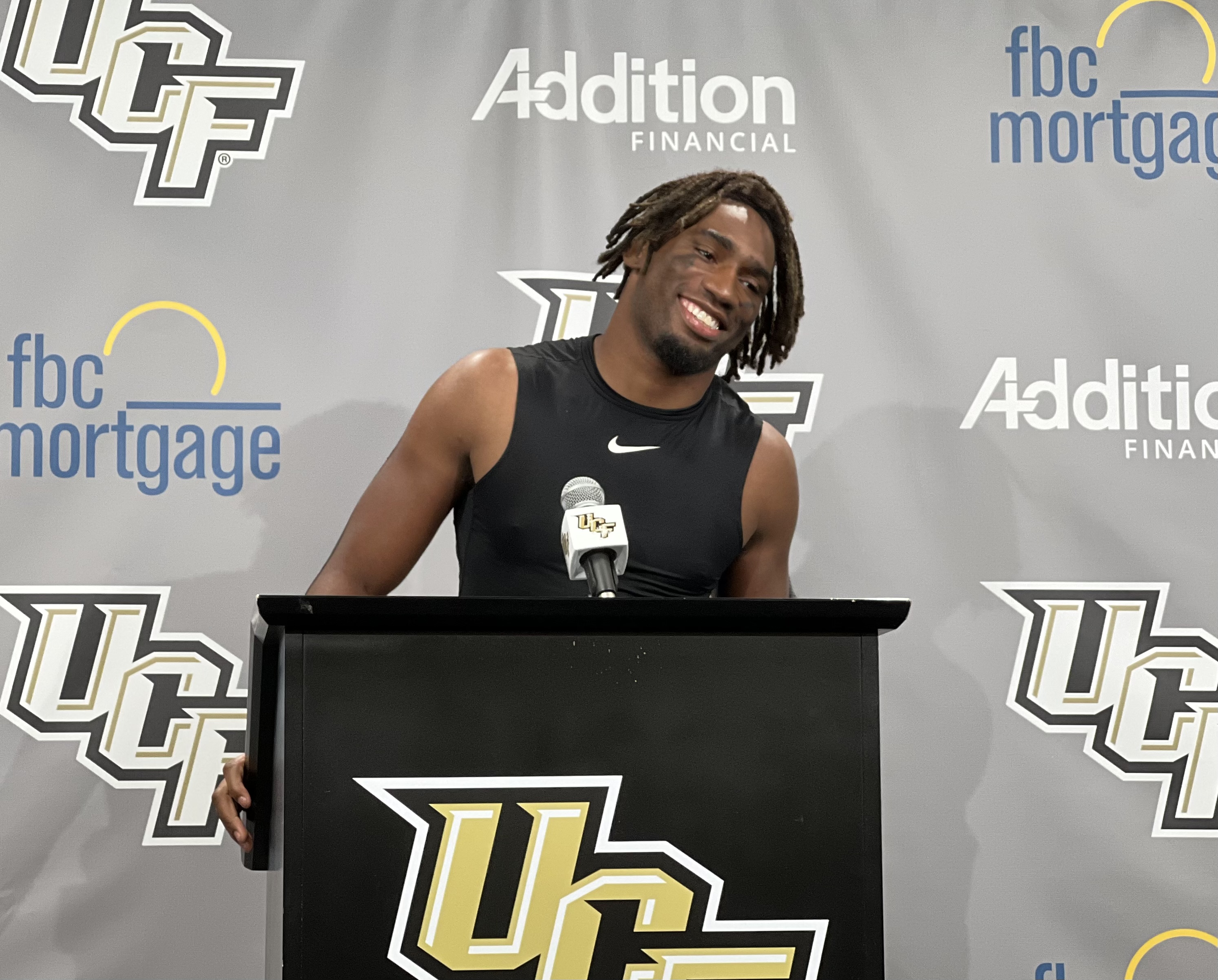 UCF Knights Win 41-19 Over SMU Mustangs, Passing 'D' Deserves Game Ball ...