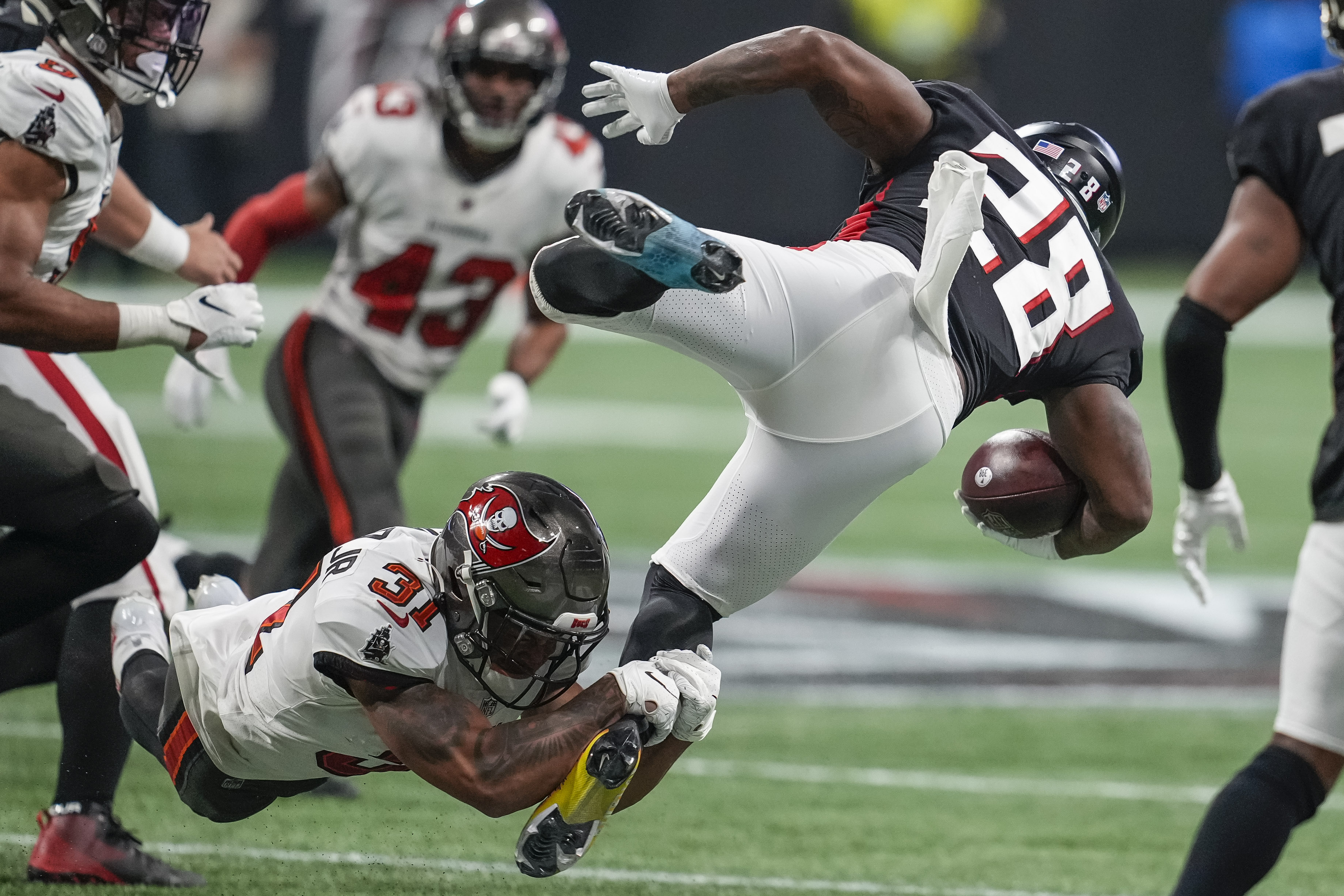 Falcons vs. Buc recap: Who was the offensive defensive player of the game?  - The Falcoholic