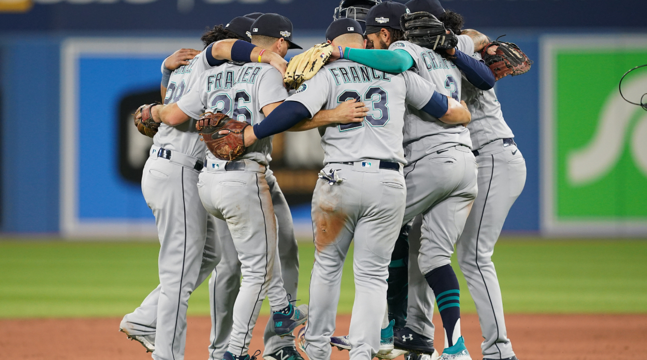 Seattle Mariners on X: The Mariners conquer the Royals—continuing a  magnificent 2027. Game log:    / X