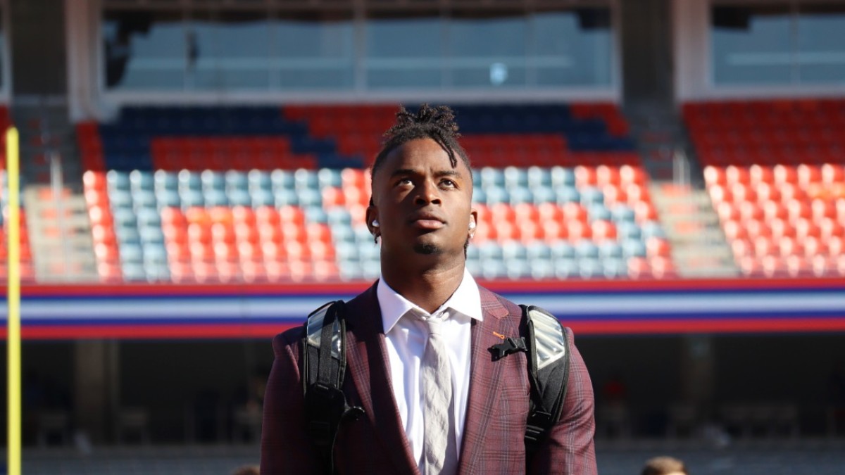 Gators WR Justin Shorter Inactive for Florida vs. South Carolina