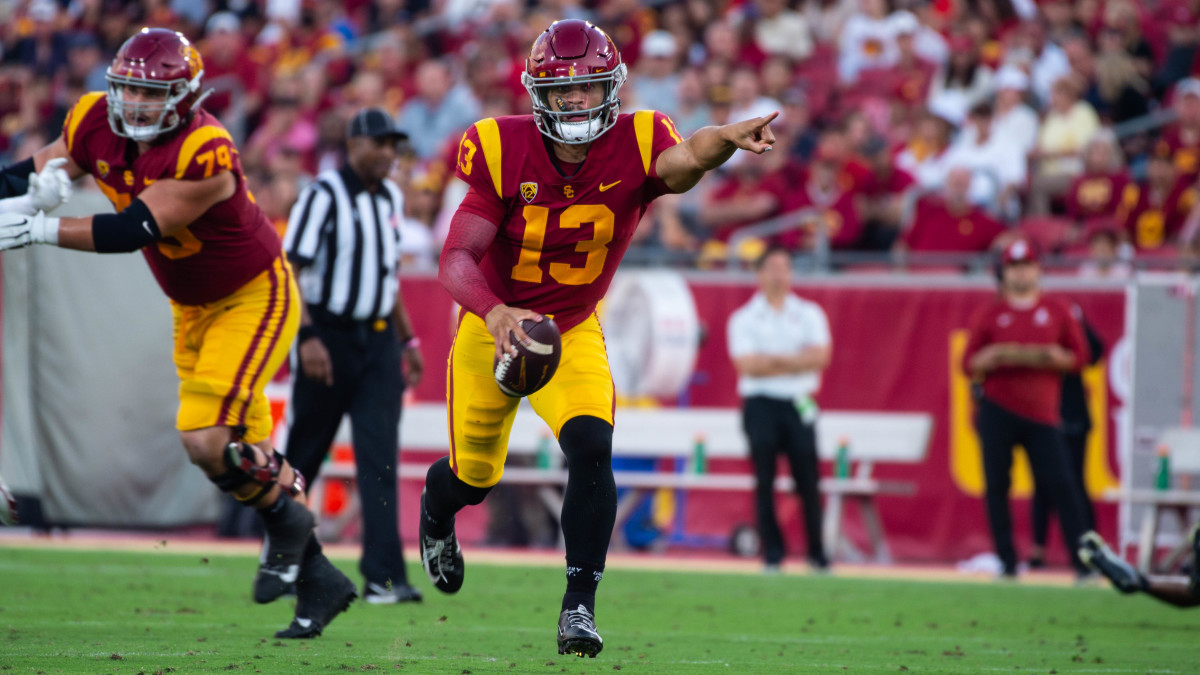 Caleb Williams threw for just 188 yards on 15-29 passing, but the Trojans still cruised to a 30-14 victory at home against Washington State on October 8, 2022.