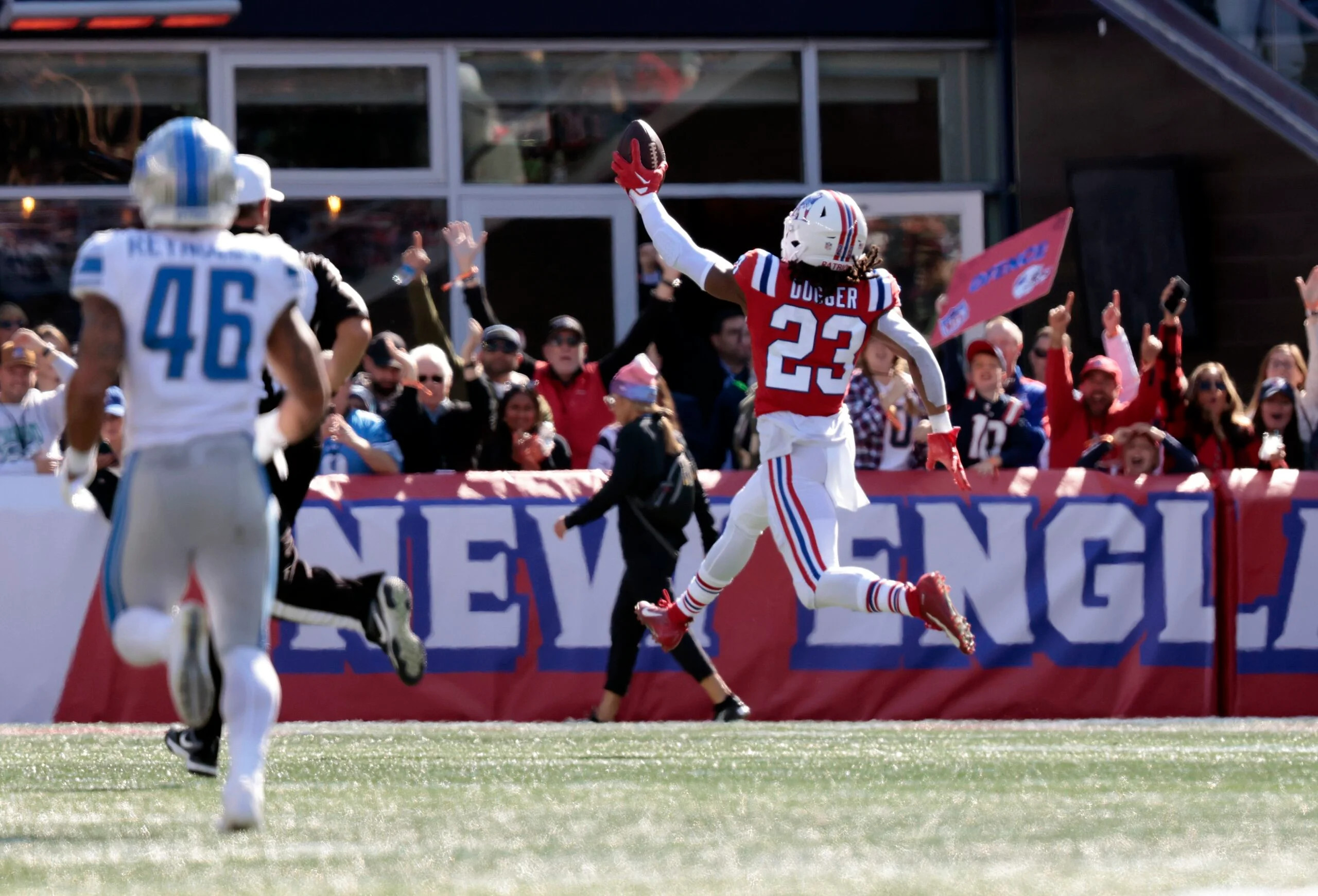 Final: Patriots shut out Lions 29-0 on throwback day at Gillette