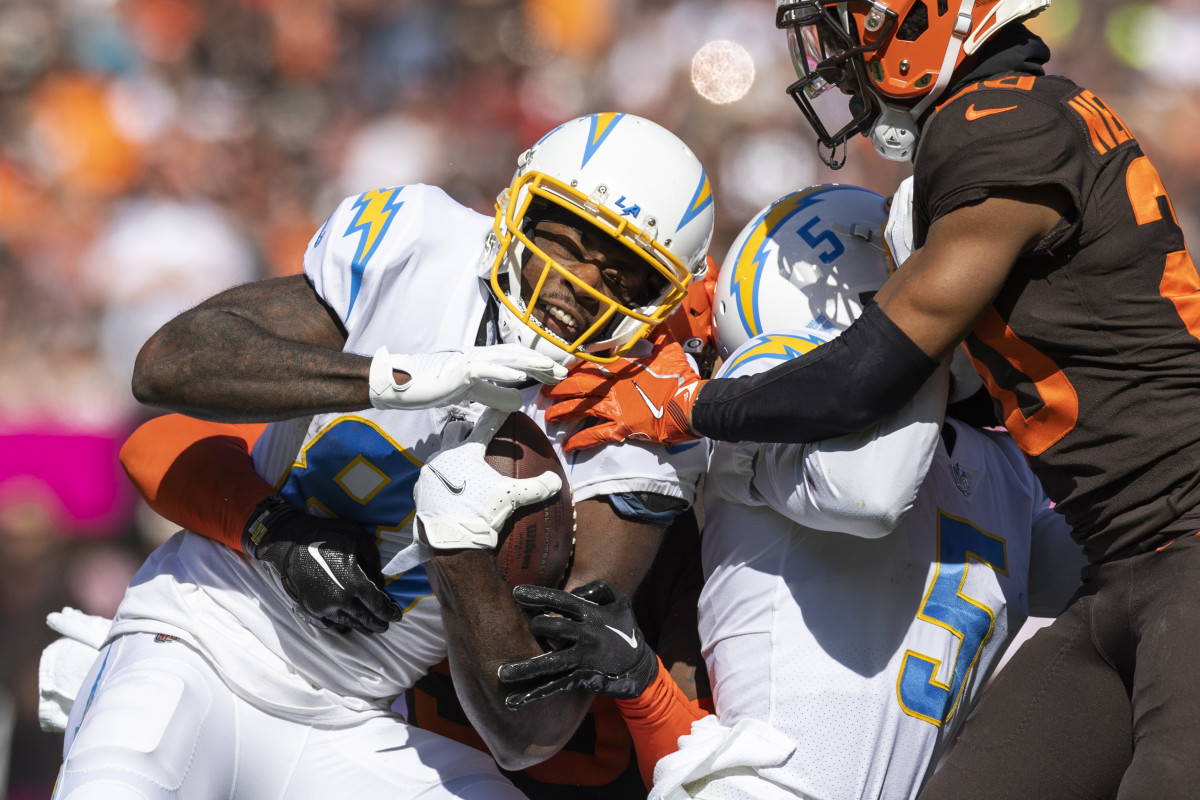 Browns fall to the Chargers, 30-28