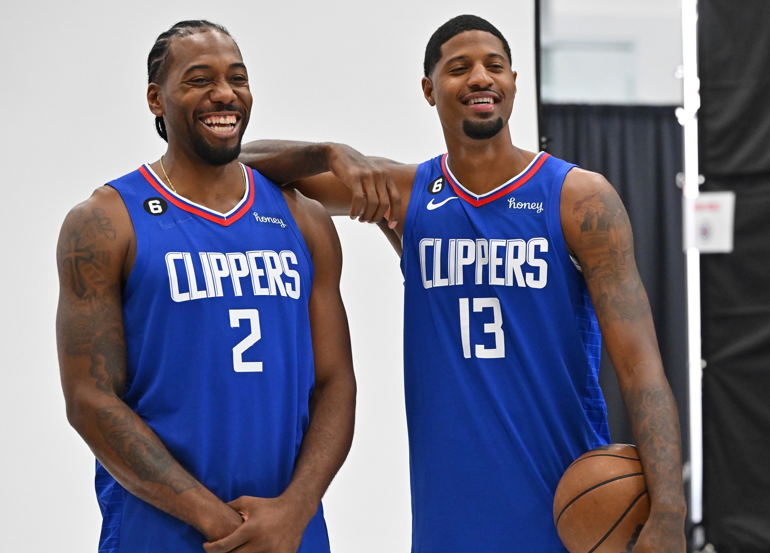 Kawhi Leonard & Paul George Clippers Jersey & Gear 2019