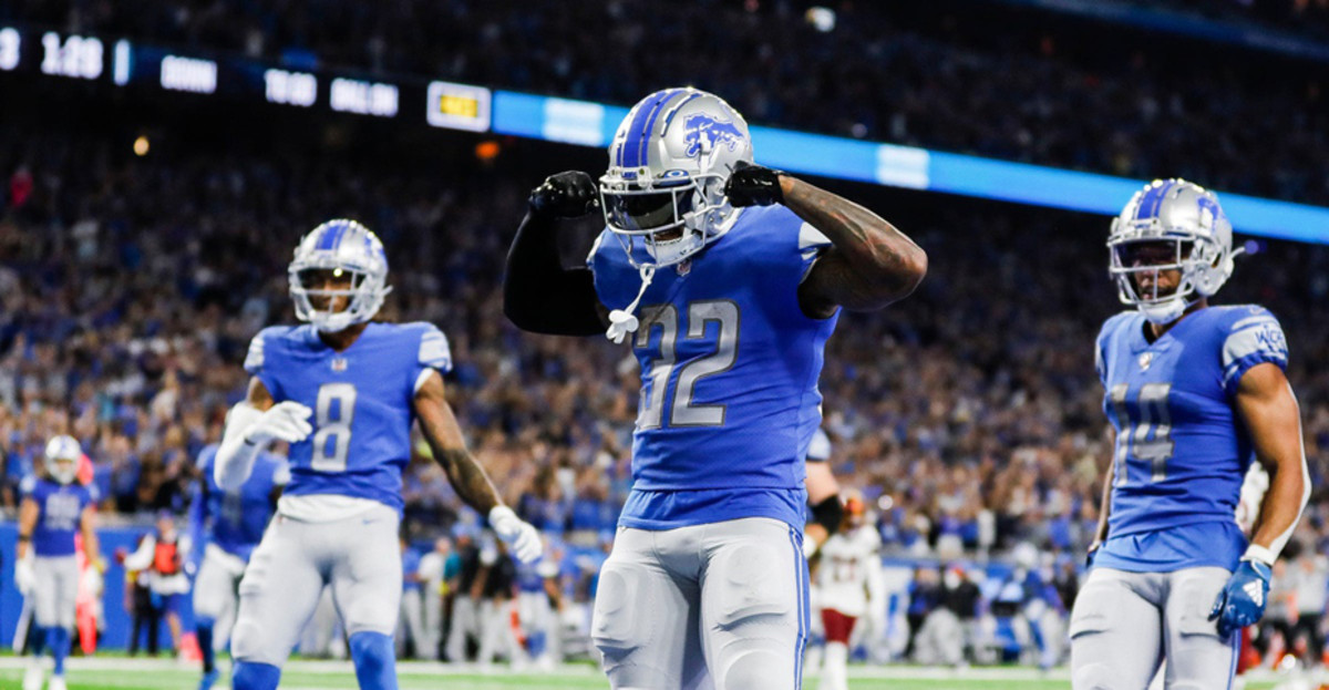 Detroit Lions linebacker Malcolm Rodriguez (44) pursues a play on defense  against the Miami Dolphins during an NFL football game, Sunday, Oct. 30,  2022, in Detroit. (AP Photo/Rick Osentoski Stock Photo - Alamy