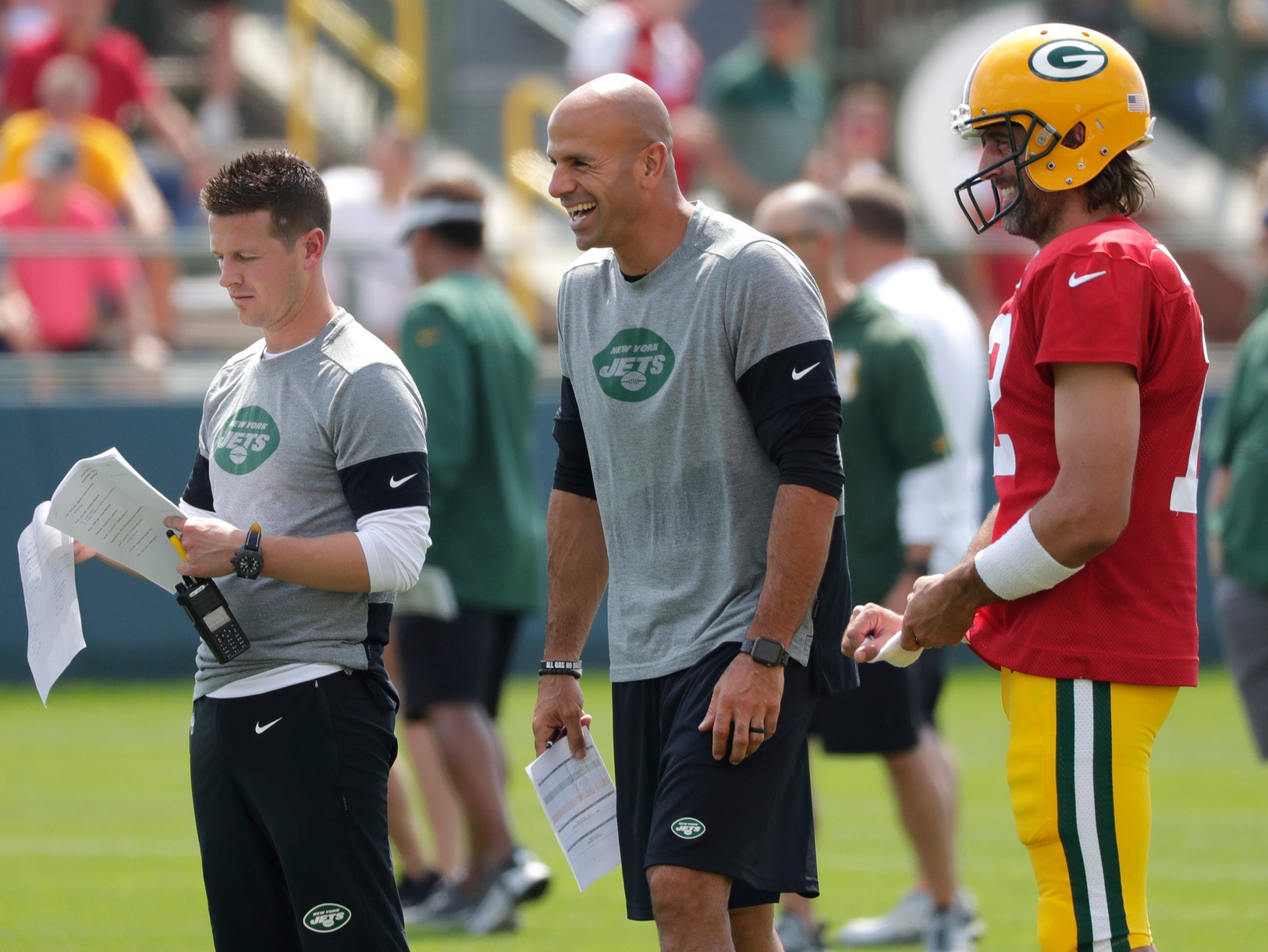 Aaron Rodgers sports new look at Jets camp, Zach Wilson shines