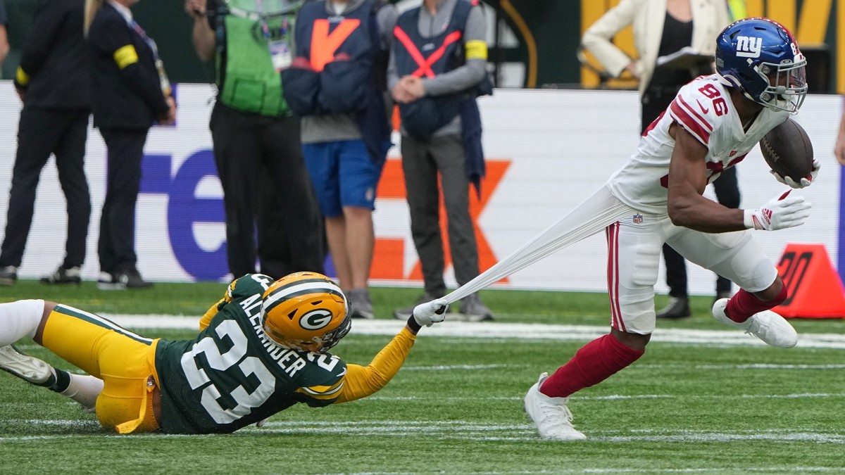 Panic In Chicago? WTF Is Going On With Fields & Chicago O? Packers  Breakdown & Analysis! 