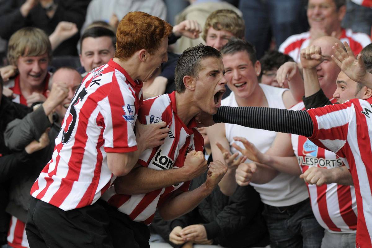 Henderson and Colback. Both products of Sunderland's youth system, only one of which we have a great deal of affection for...