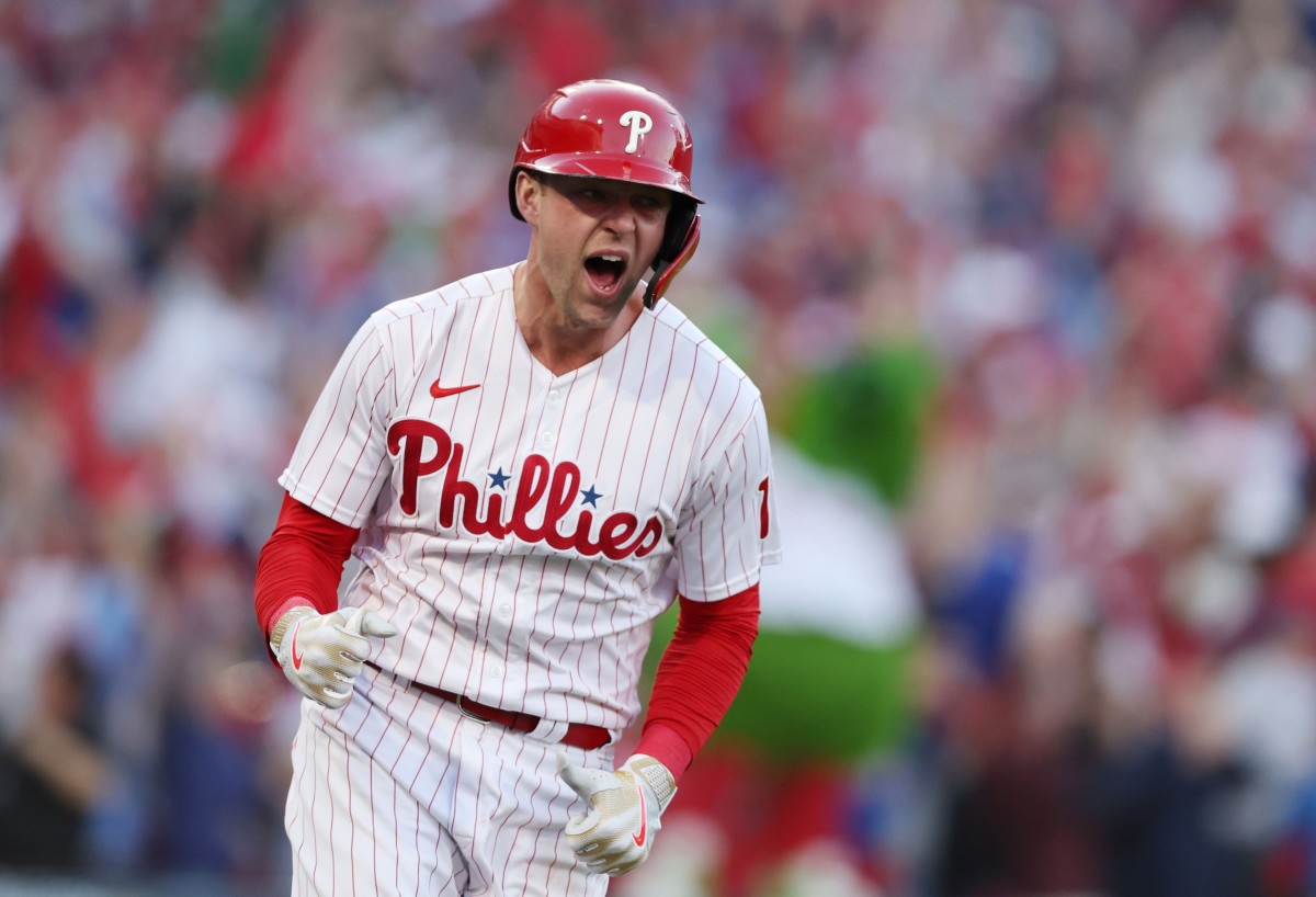 Phillies beat Braves 9-1