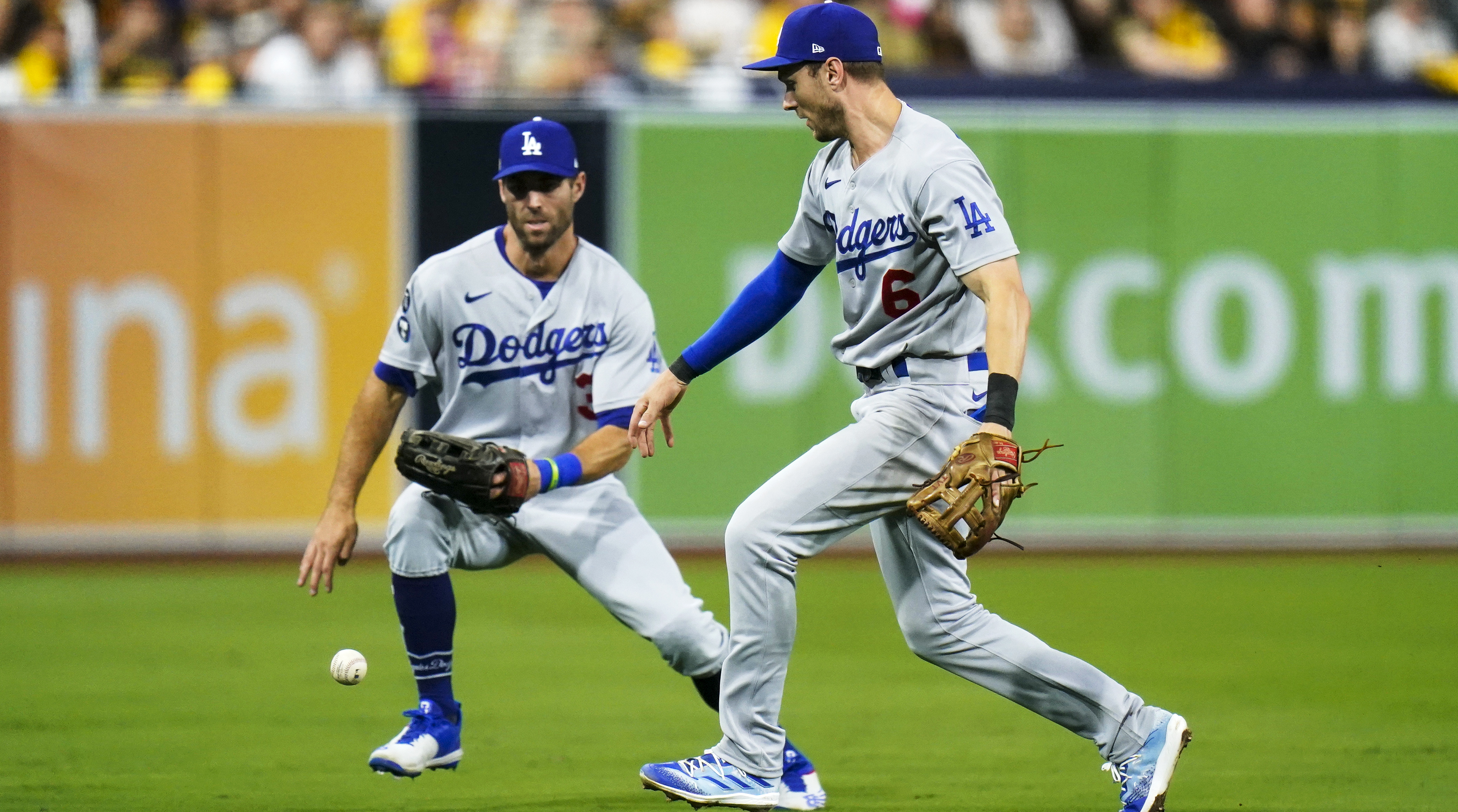 LEADING OFF: Braves try again to eliminate Dodgers, reach WS –