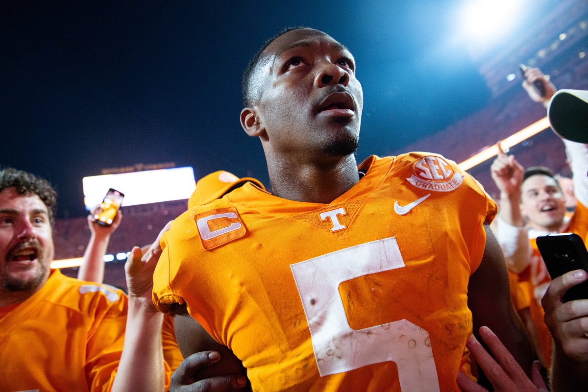 Tennessee Football: Vols announce uniform combo for Vandy game