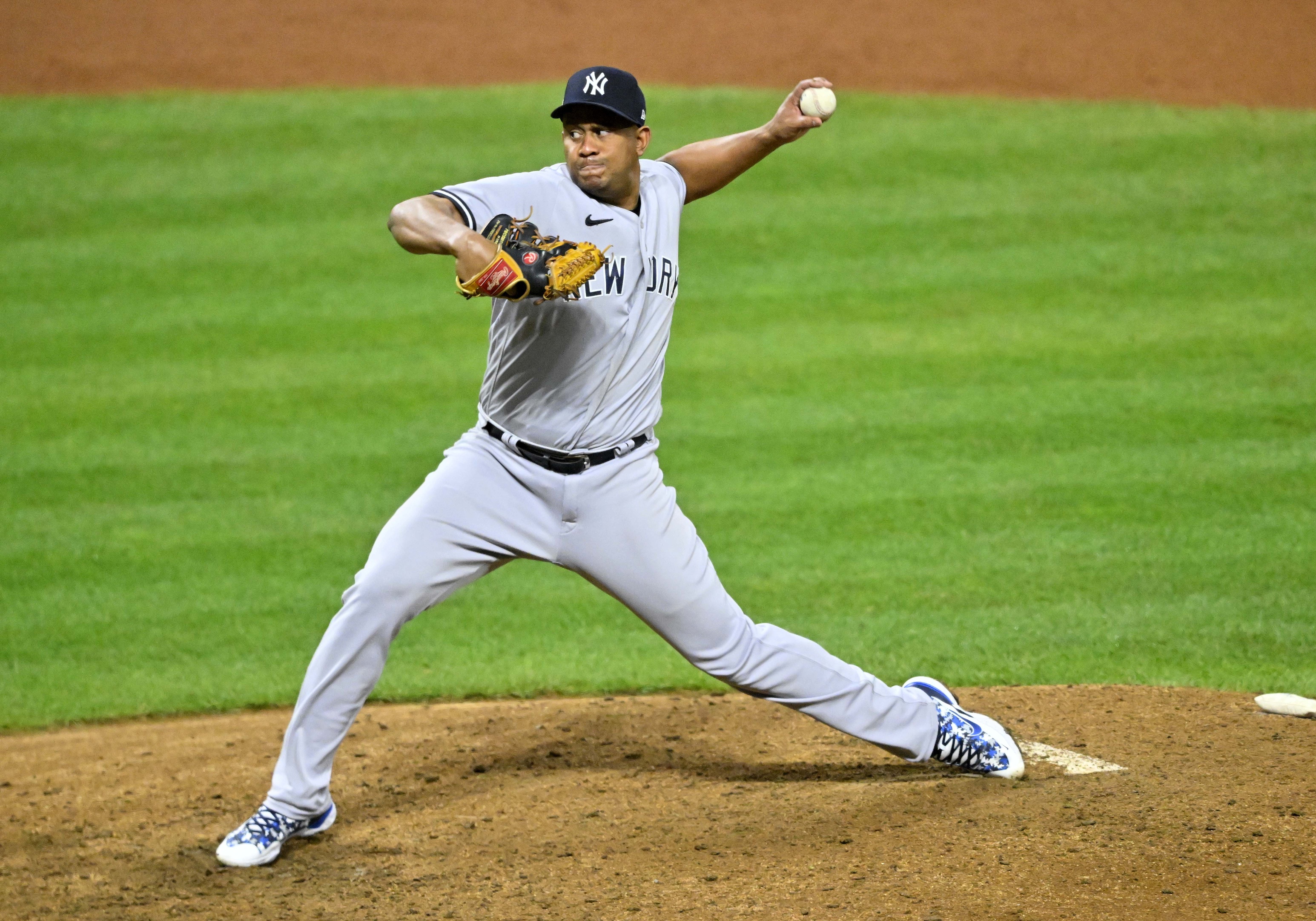 New York Yankees RP Wandy Peralta Ready to Pitch in Game 5 of ALDS - Sports  Illustrated NY Yankees News, Analysis and More