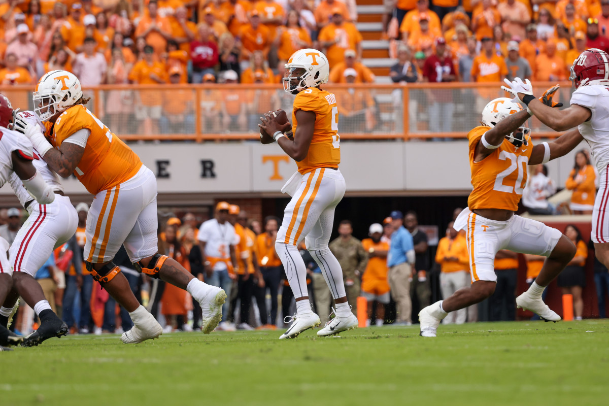 Oct 15, 2022; Knoxville, Tennessee, USA; Tennessee Volunteers quarterback Hendon Hooker (5) looks to pass the ball against the Alabama Crimson Tide during the first quarter at Neyland Stadium.