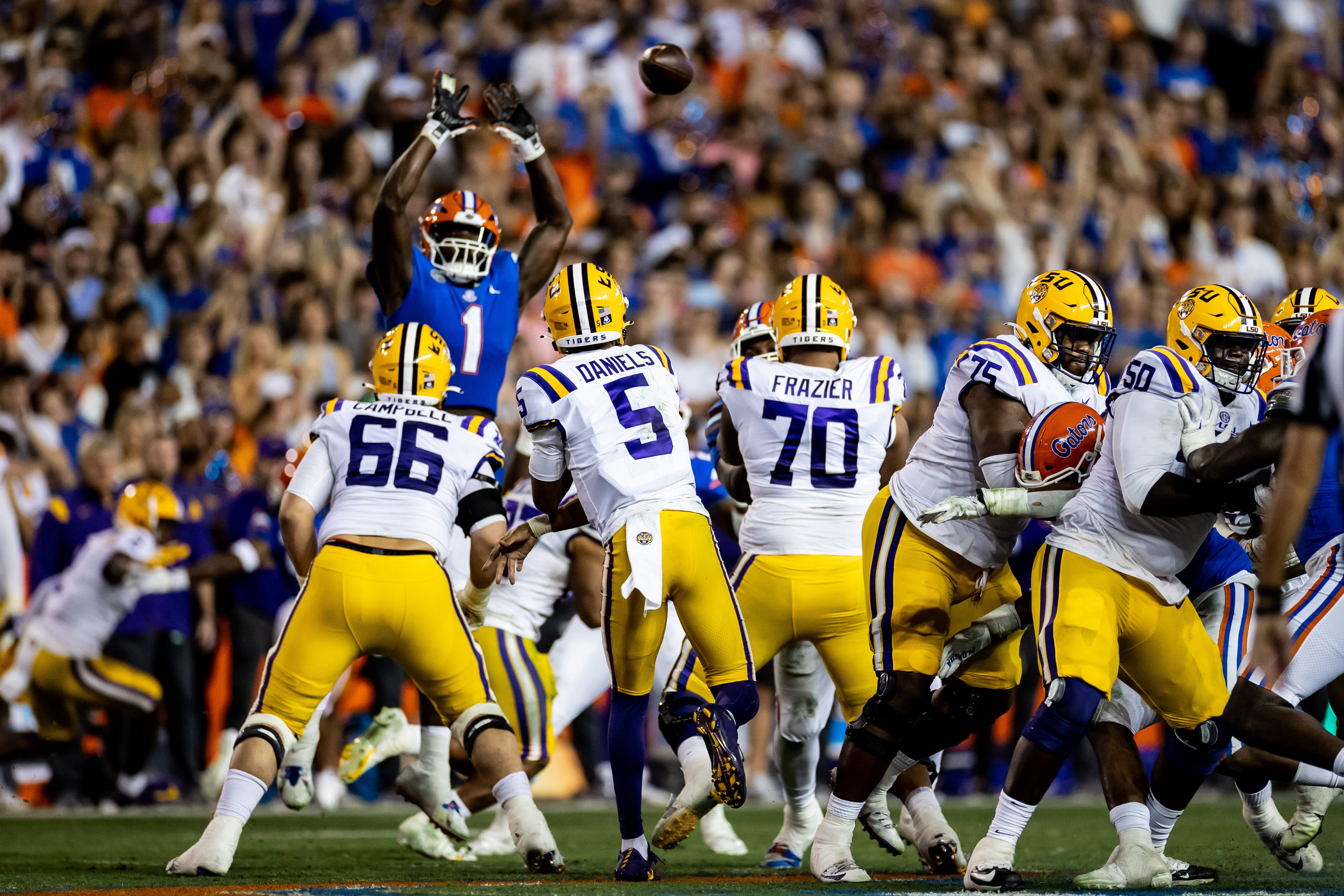 LSU scores on first possession, scores 21 in first half