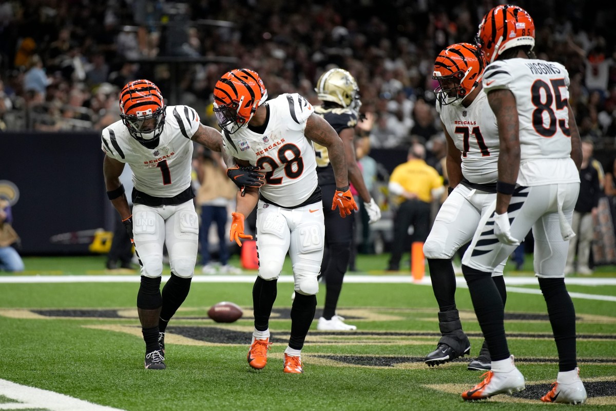 Bengals: Ja'Marr Chase throws wicked block on a Joe Mixon TD run