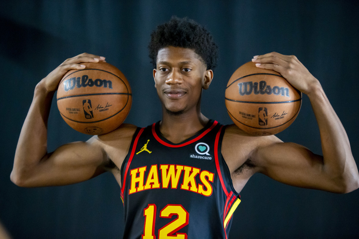 Atlanta Hawks forward De'Andre Hunter (12) poses for a photo at Hawks Media Day.