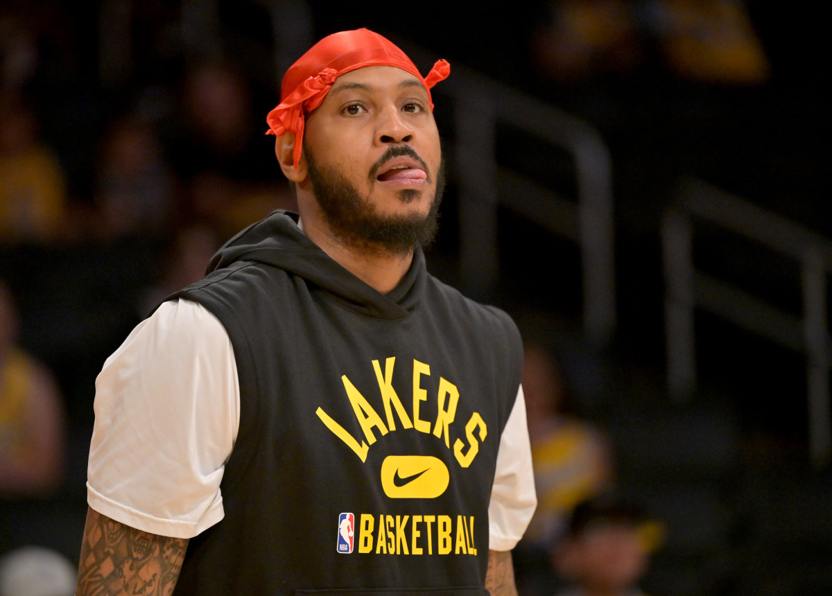 Inspiring or inappropriate? Fans sound off on Carmelo Anthony and