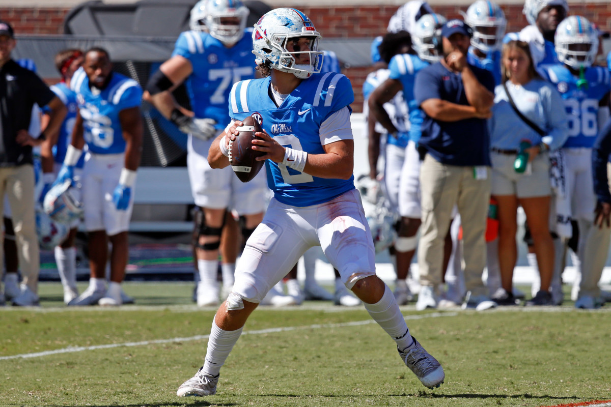 Mississippi Rebels quarterback Jaxson Dart (2) drops back to pass during the second half against the Kentucky Wildcats at Vaught-Hemingway Stadium. 