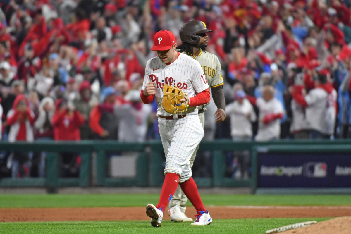 Despite What May Happen to Philadelphia Phillies First Baseman Rhys Hoskins  in the Future, Just Enjoy the Ride Now - Sports Illustrated Inside The  Phillies