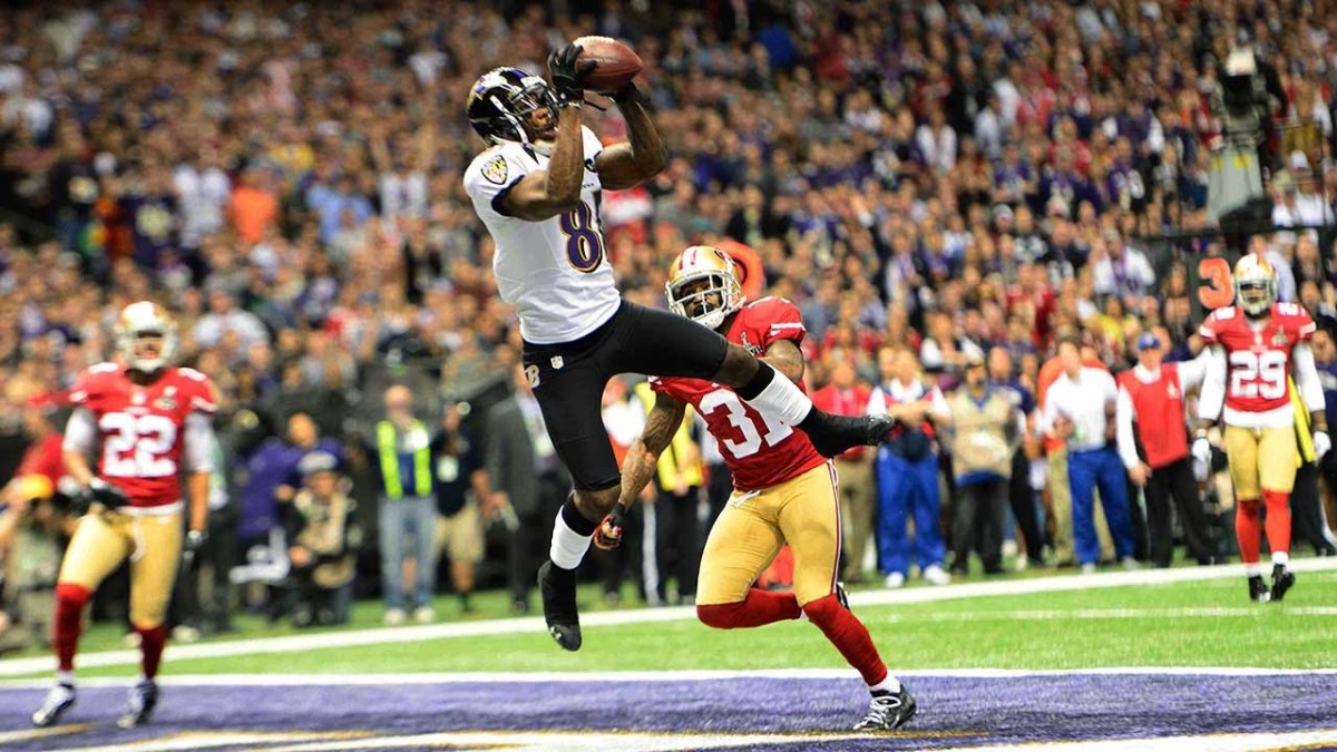 Josh Bynes on field for Ravens' Super Bowl anniversary 