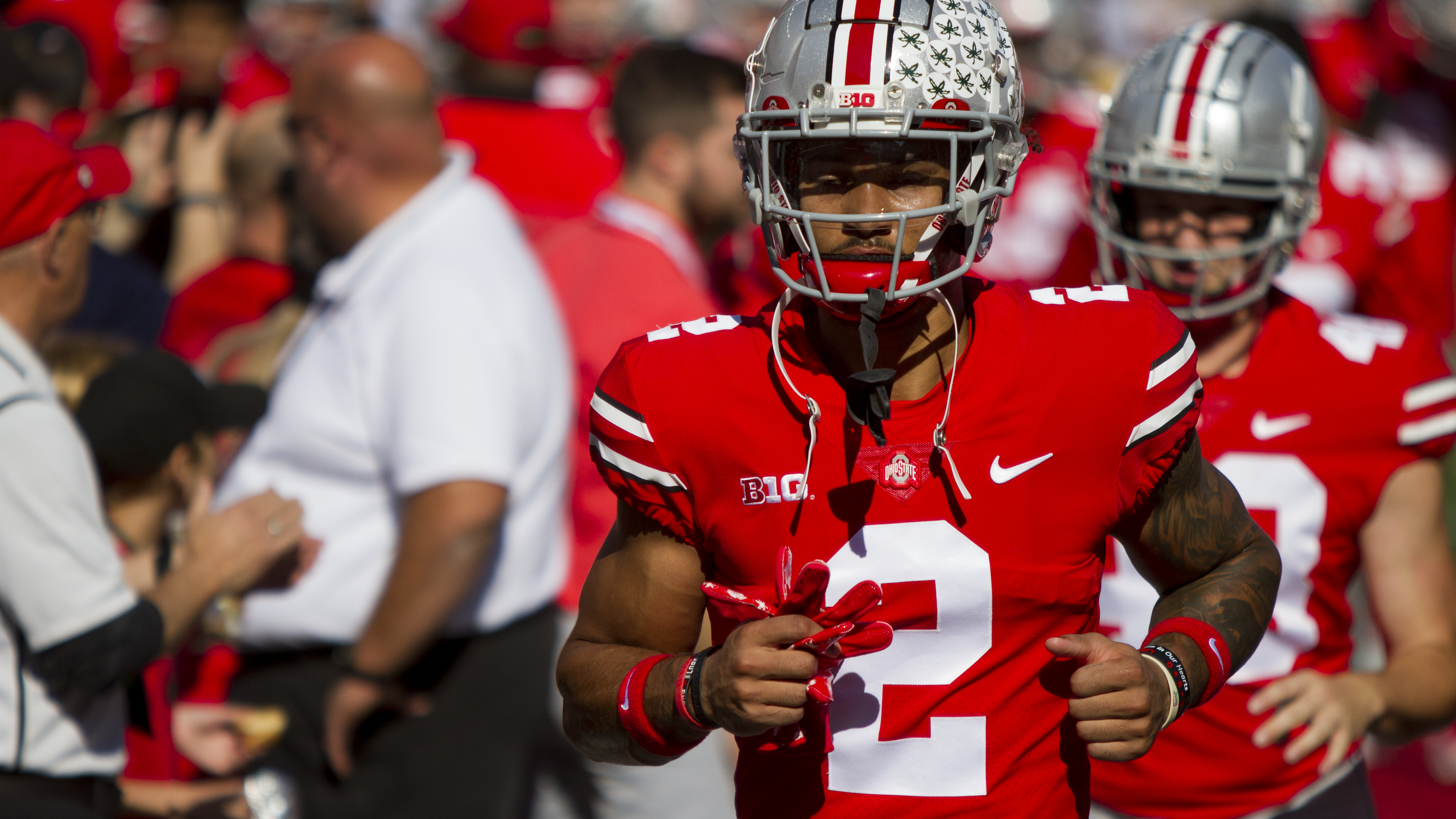 Ohio State Still No 2 In Ap Poll Following Win Over Iowa Sports Illustrated Ohio State 6137