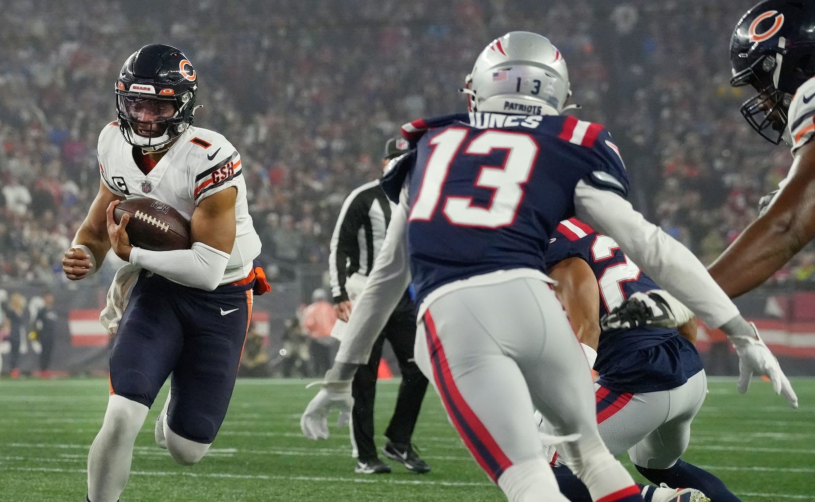 Bears beat Patriots 33-14