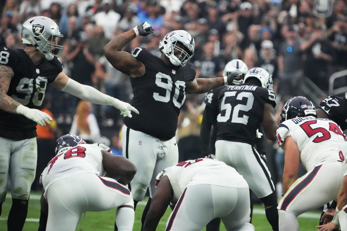 Las Vegas Raiders: Johnathan Hankins - Sports Illustrated Las Vegas Raiders  News, Analysis and More