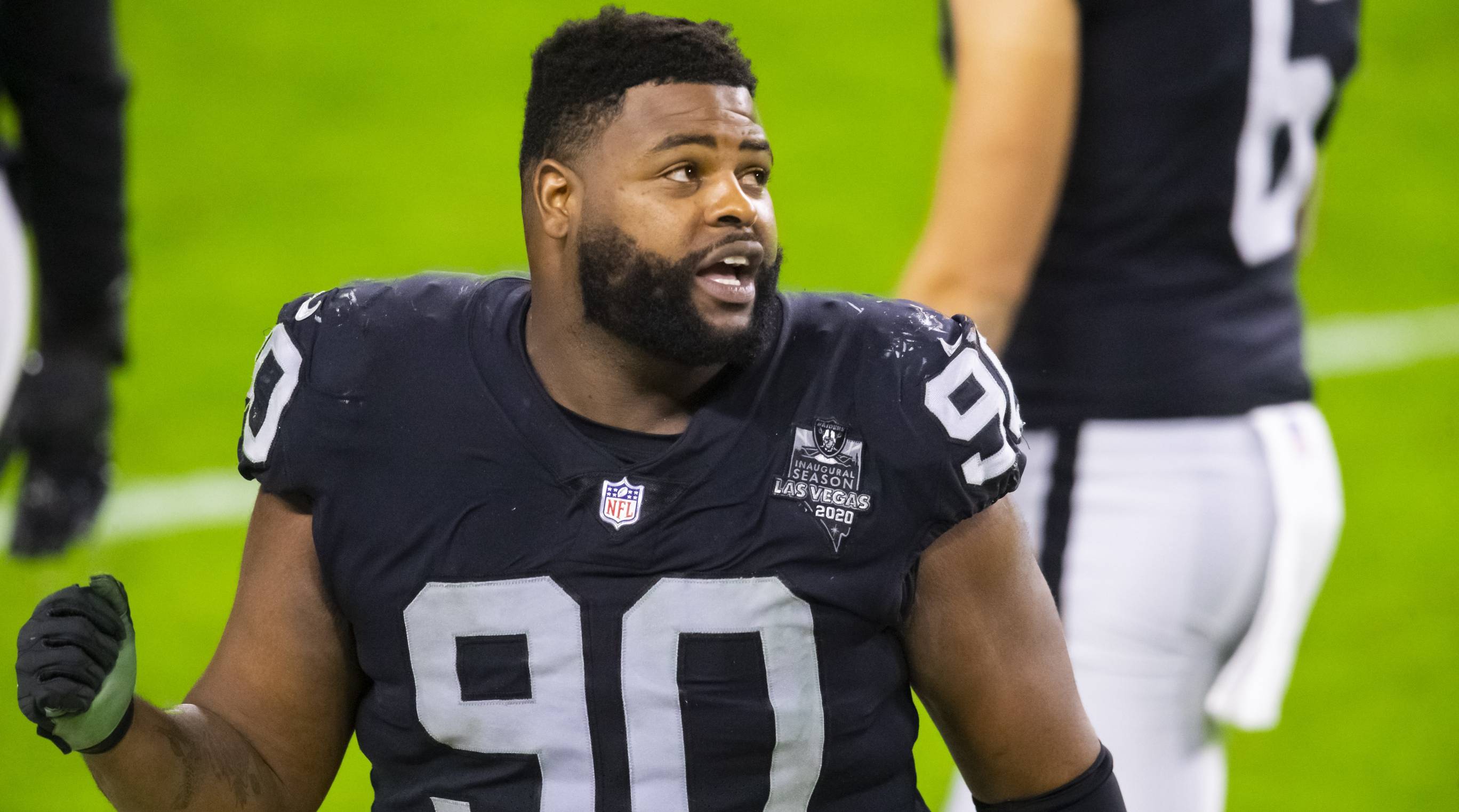 Oakland Raiders defensive tackle Johnathan Hankins (90) stretches during  the NFL team's joint t …