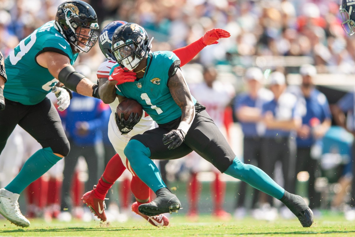 Jacksonville Jaguars RB usage: Etienne and Bigsby tied in carries early -  DraftKings Network