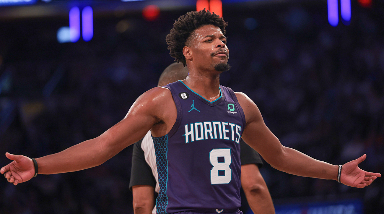 Hornets’ Dennis Smith Jr Says He Contemplated Switch To Nfl Sports Illustrated