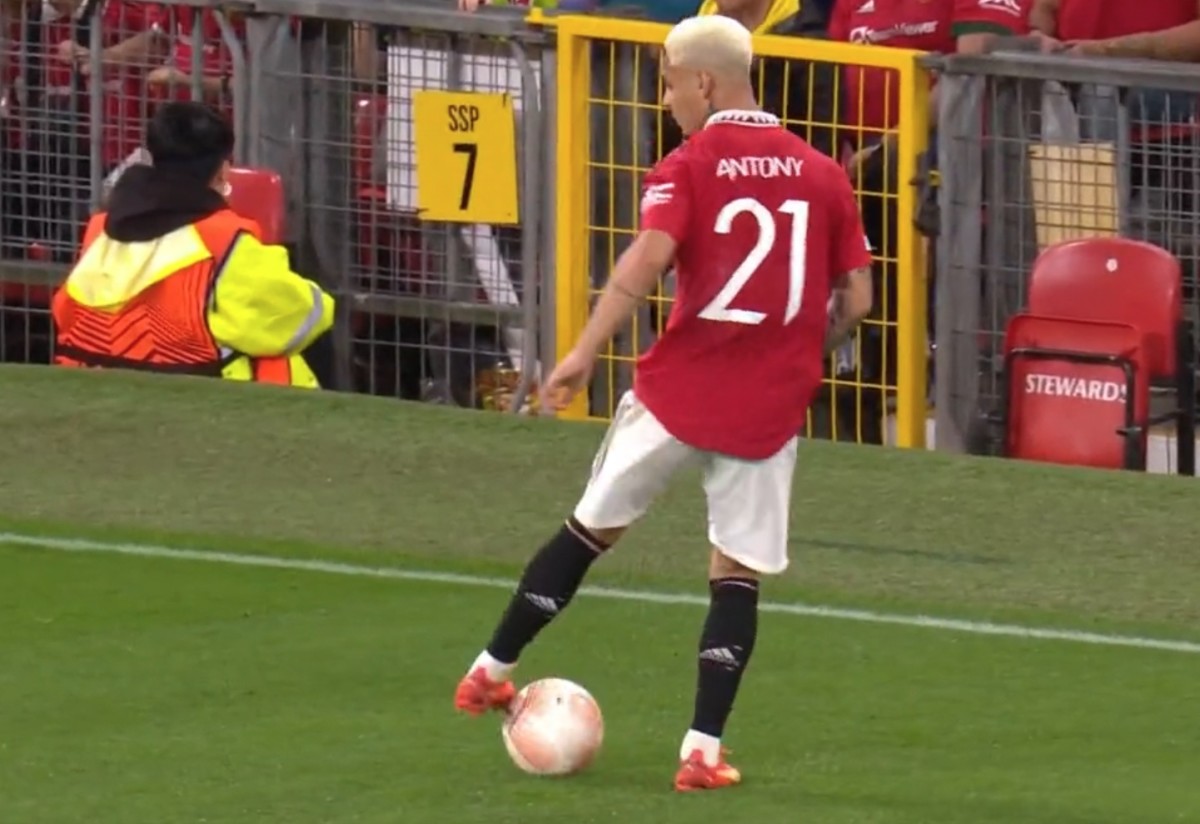 Antony pictured performing a 720-degree spin during Manchester United's 3-0 win over Sheriff Tiraspol in October 2022