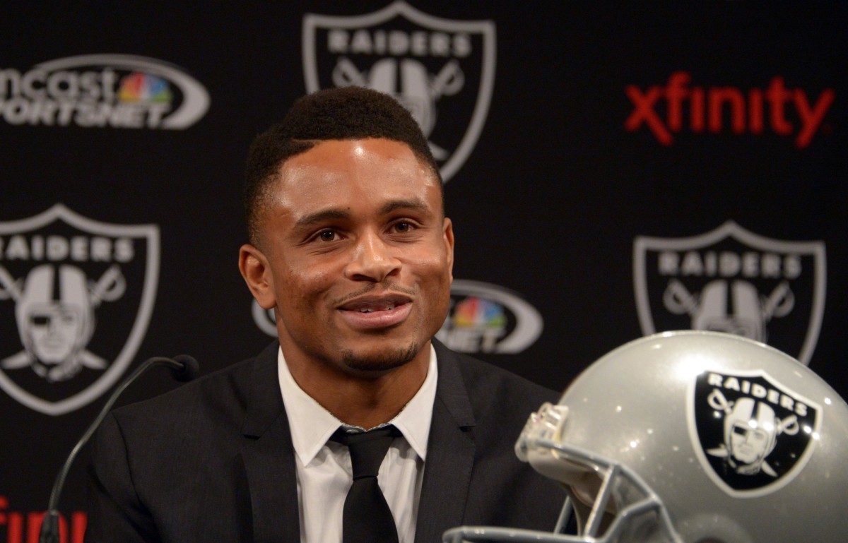 Nnamdi Asomugha will retire with Oakland Raiders