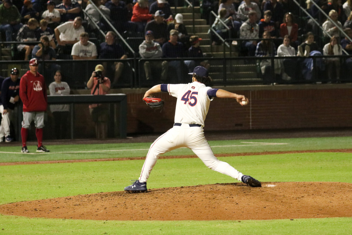 Joseph Gonzalez pitching for Auburn baseball.