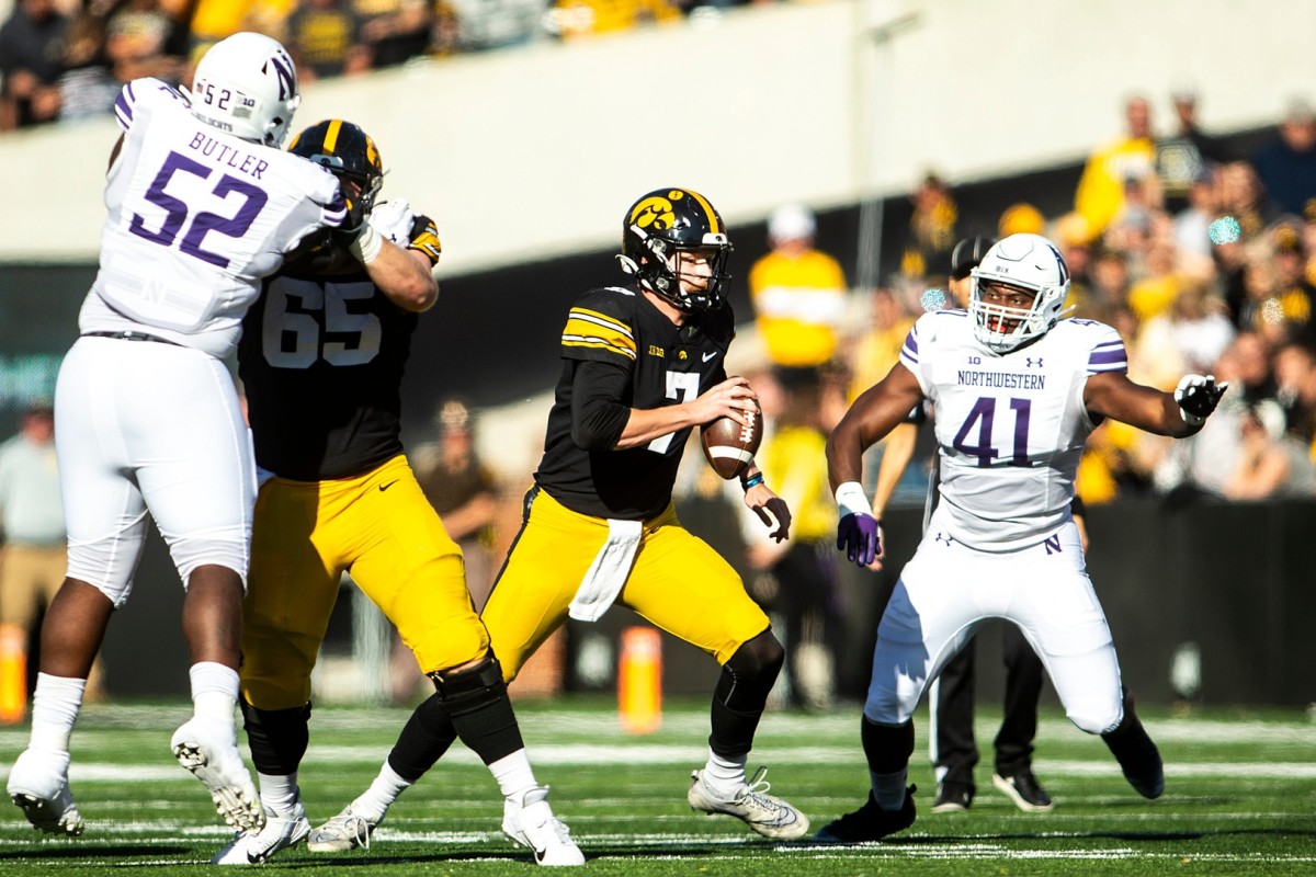 Iowa Snaps Losing Streak Ahead Of Next Weeks Game Against Purdue Football Bvm Sports 