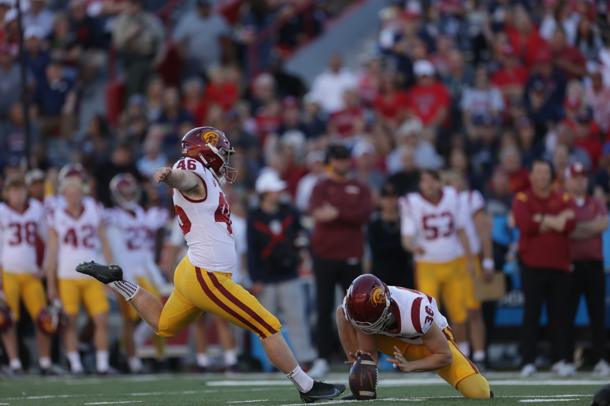 usc trojans football arizona pac-12 3