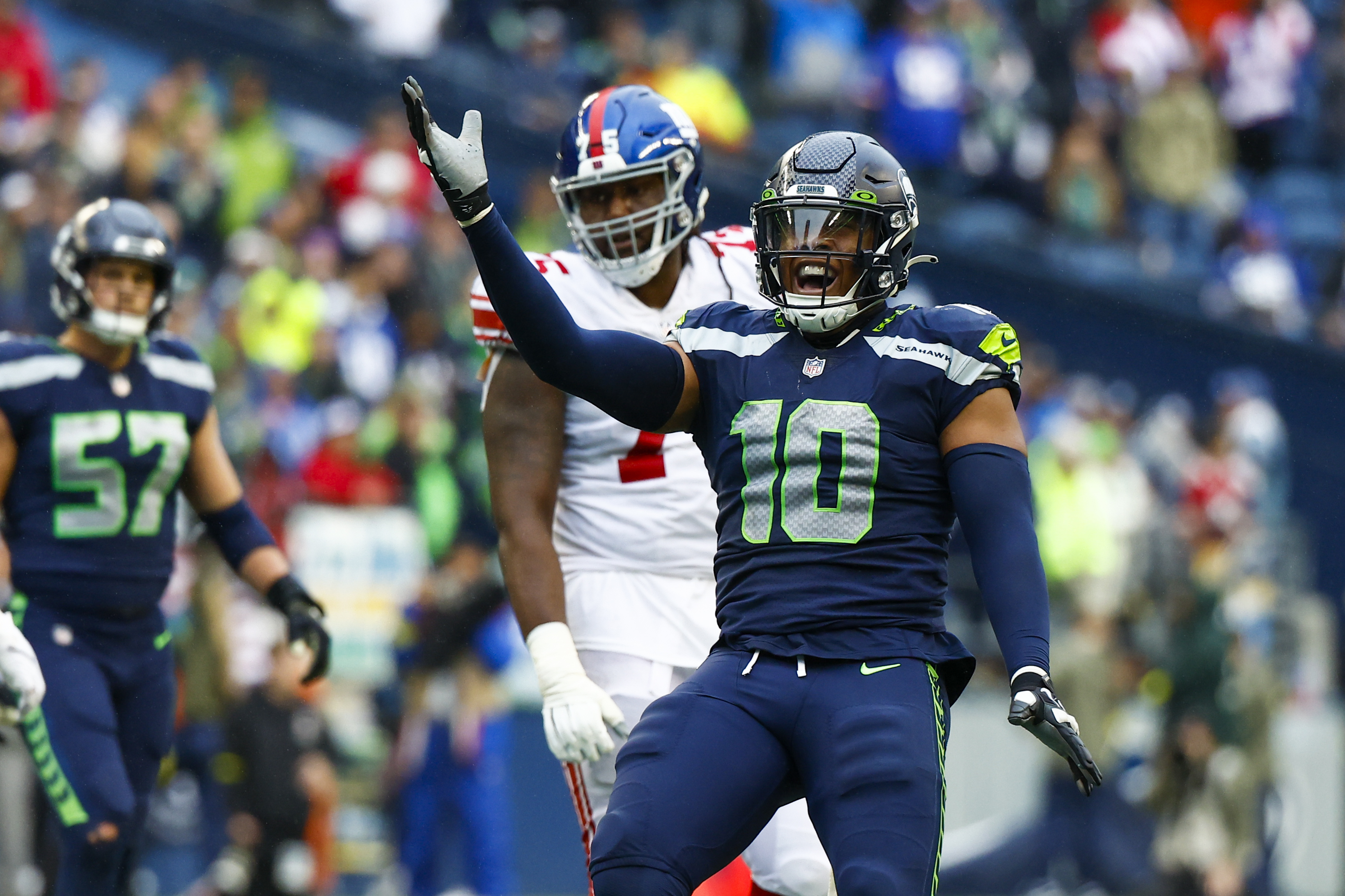 Seahawks Today: Live News & Rumors + Q&A w/ Tyler Jones (May 31st