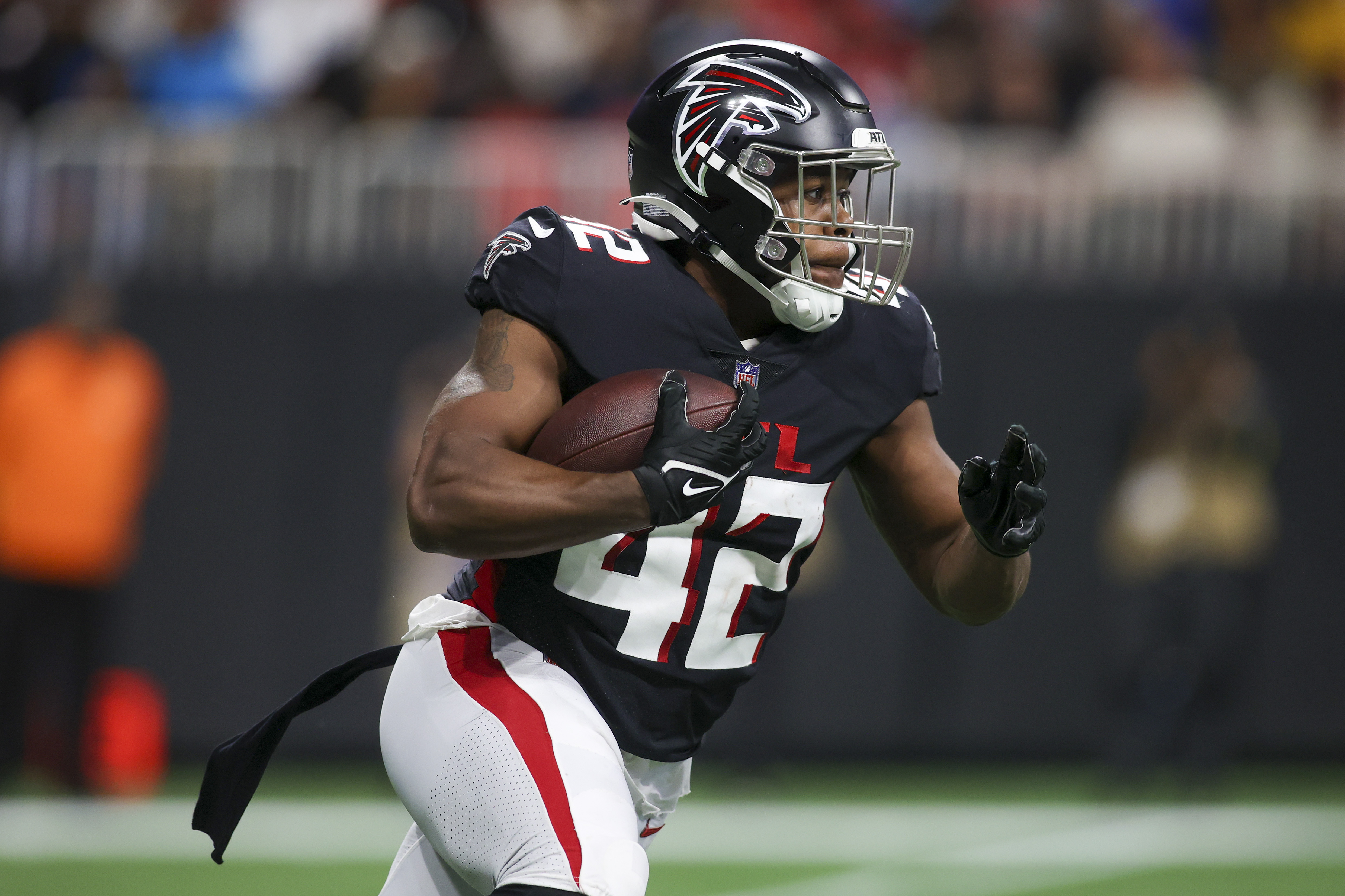 How The Hell?' Atlanta Falcons Coach Arthur Smith Shares Caleb Huntley  Injury Story - Sports Illustrated Atlanta Falcons News, Analysis and More