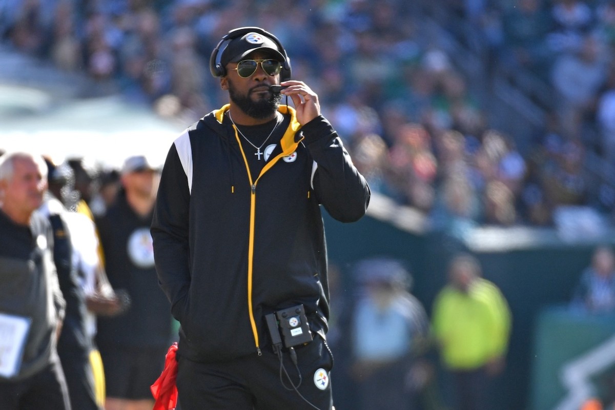 Mike Tomlin Chooses Violence, Gifts Steelers With Degenerate Sneakers