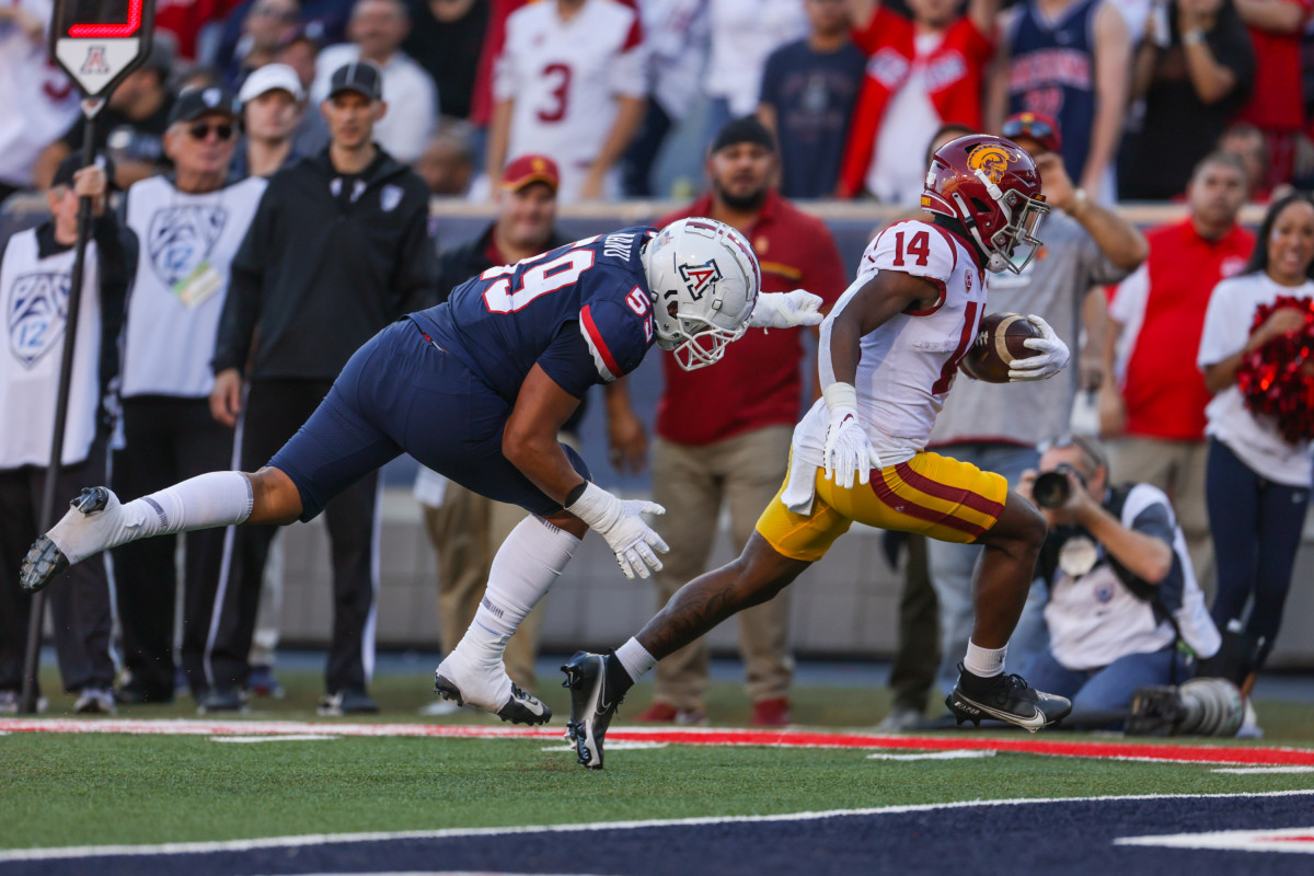 usc trojans football arizona pac-12 33