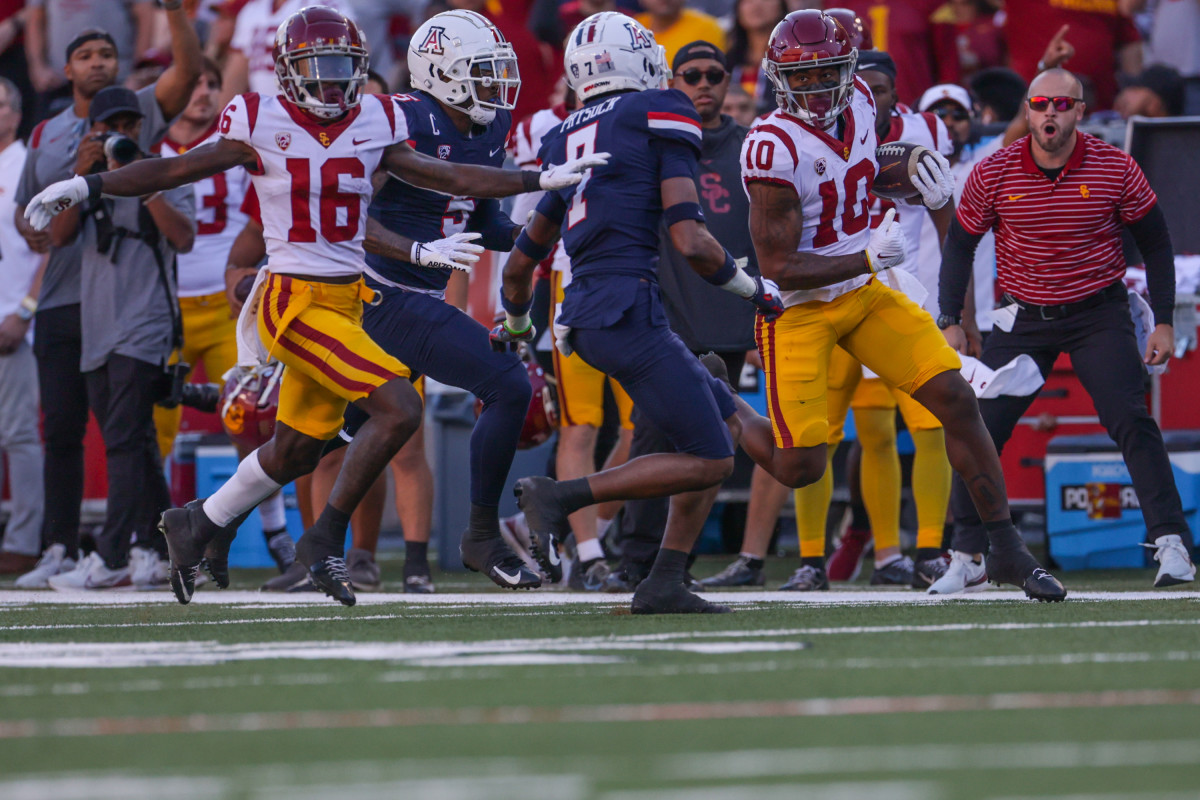 usc trojans football arizona pac-12 24